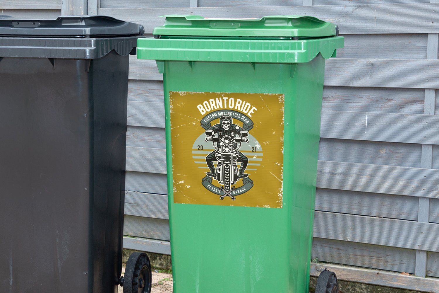 MuchoWow Wandsticker Mancave - Totenkopf Motor Container, - Sticker, Abfalbehälter (1 St), Vintage - Mülleimer-aufkleber, Mülltonne