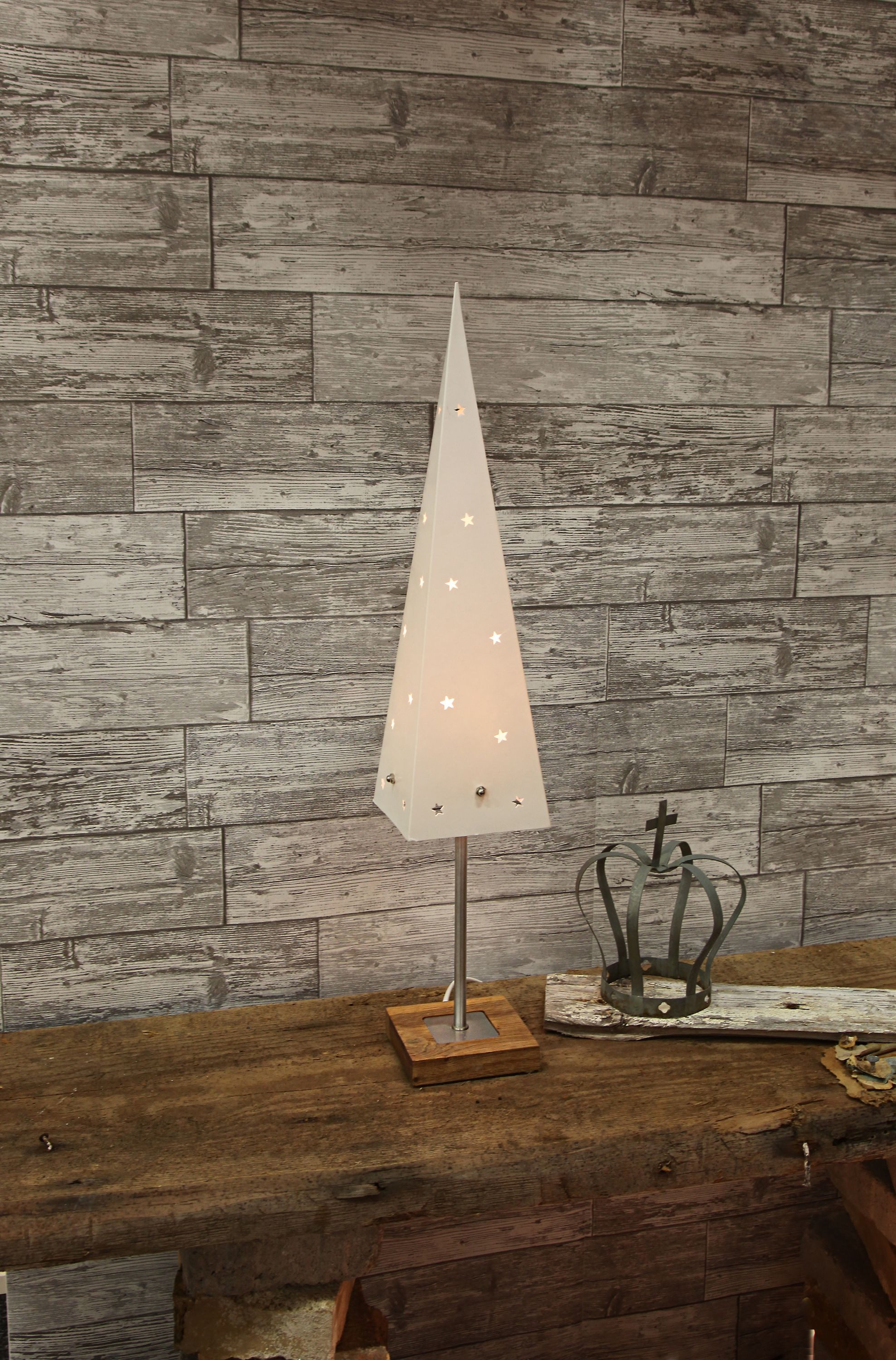STAR TRADING LED Stern Standleuchte Papier Pyramide, creme auf Holz-Basis günstig online kaufen