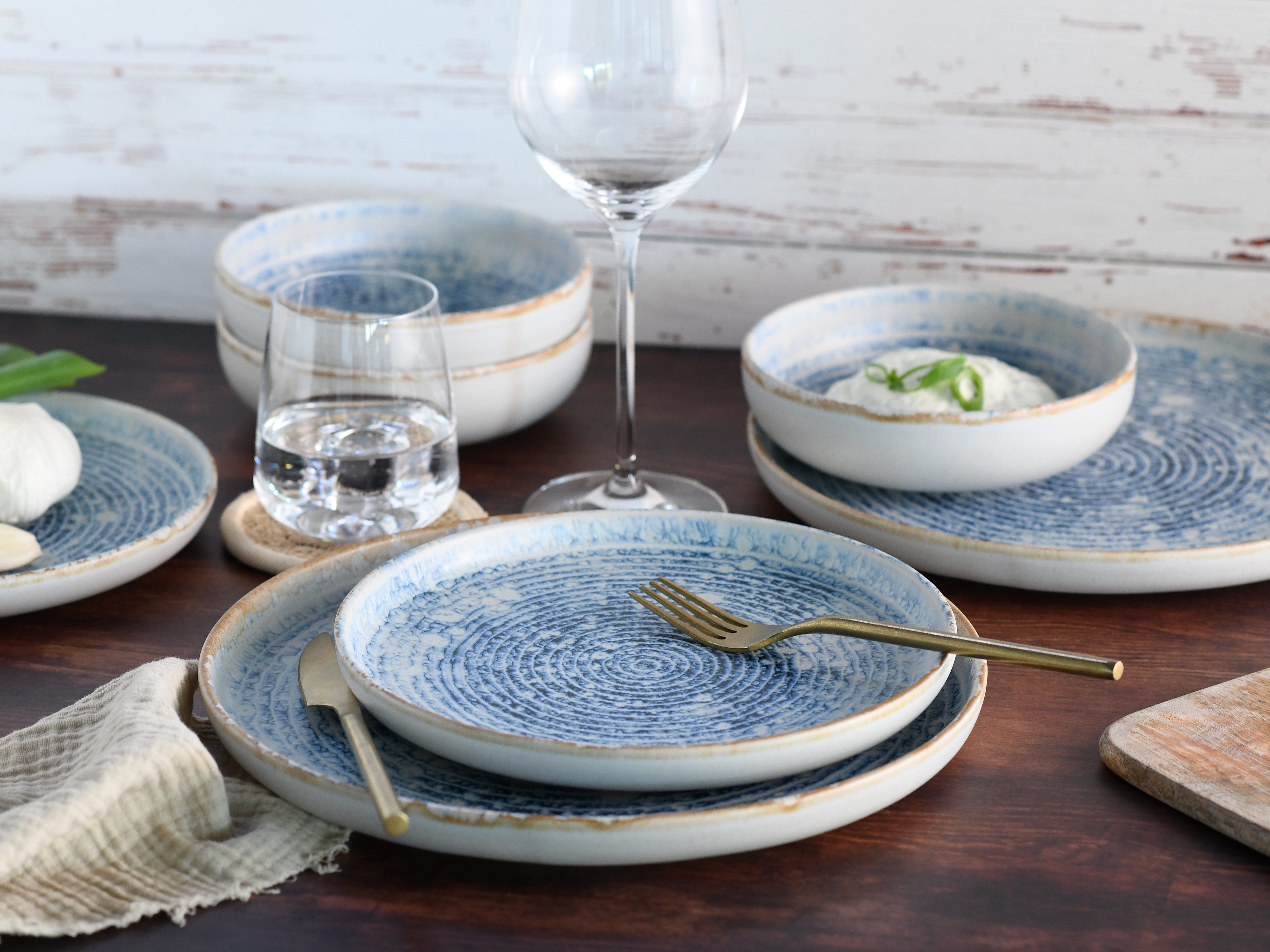 CreaTable Teller-Set Uno Mykonos, Teller Set 12-tlg (12-tlg), 4 Personen, Steinzeug, Sommerlich, Vintage Style, Reaktivglasur
