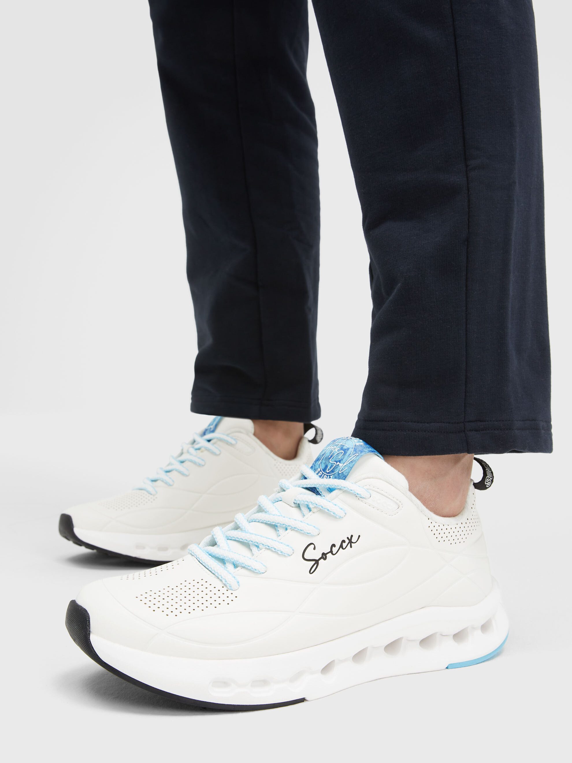SOCCX Sneaker mit Wechselfußbett
