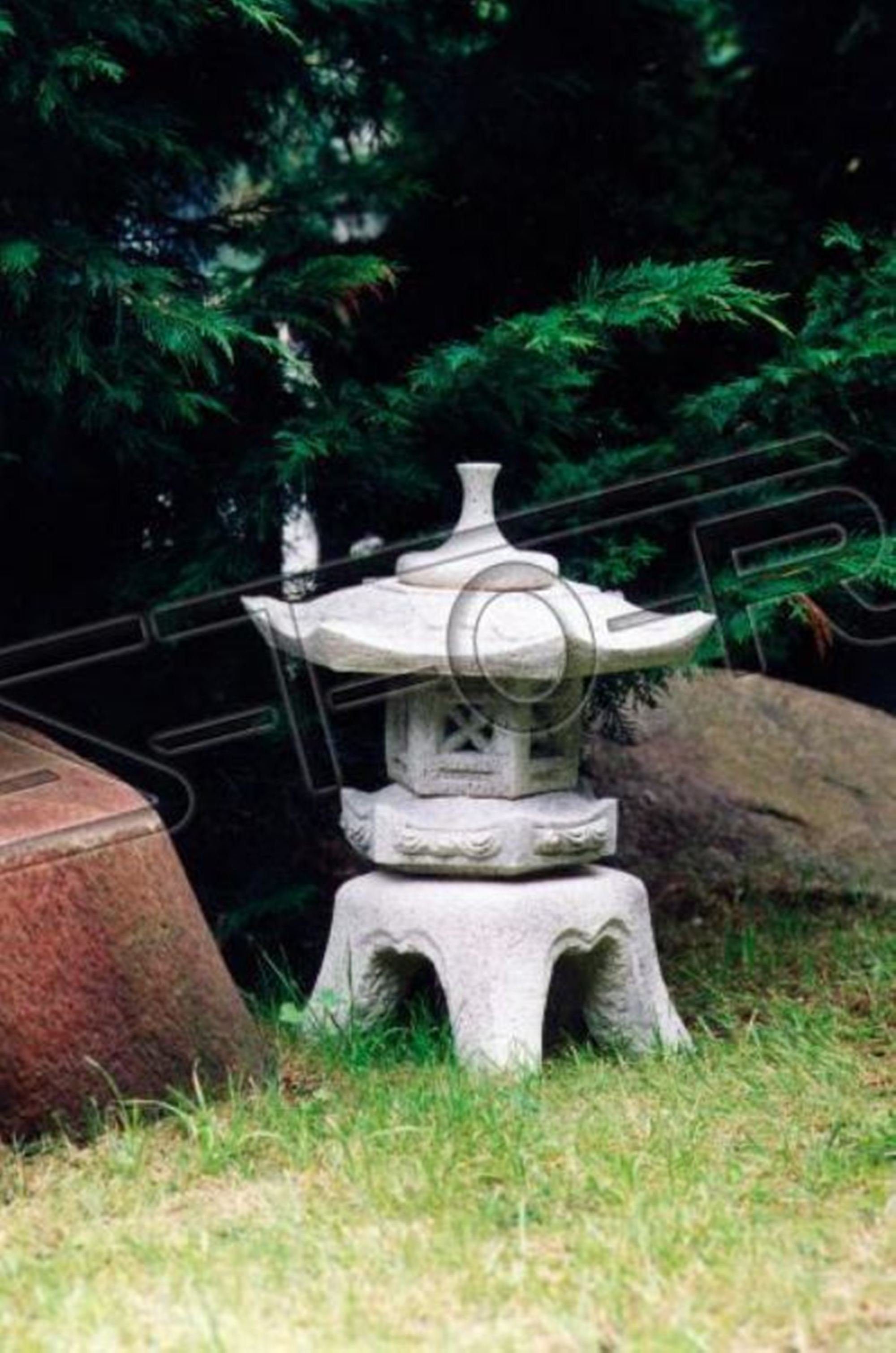 JVmoebel Skulptur Blumen Japanischer Figur Deko Terrasse 607 Garten Haus Statue