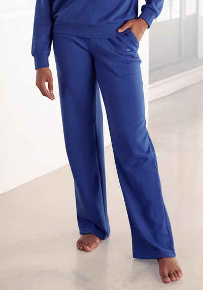Bench. Loungewear Sweatpants -Weite Loungehose mit Eingrifftaschen und Logodruck, Loungewear, Loungeanzug