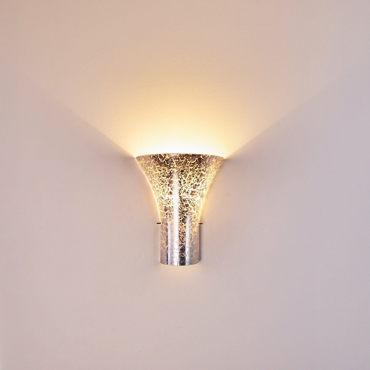 moderne Lichtspiel Innen 1xE27, Leuchtmittel, an aus der mit Wandleuchte Wandlampe mit Wand, Silber, in Lichteffekt Metall/Glas ohne »Auletta« hofstein