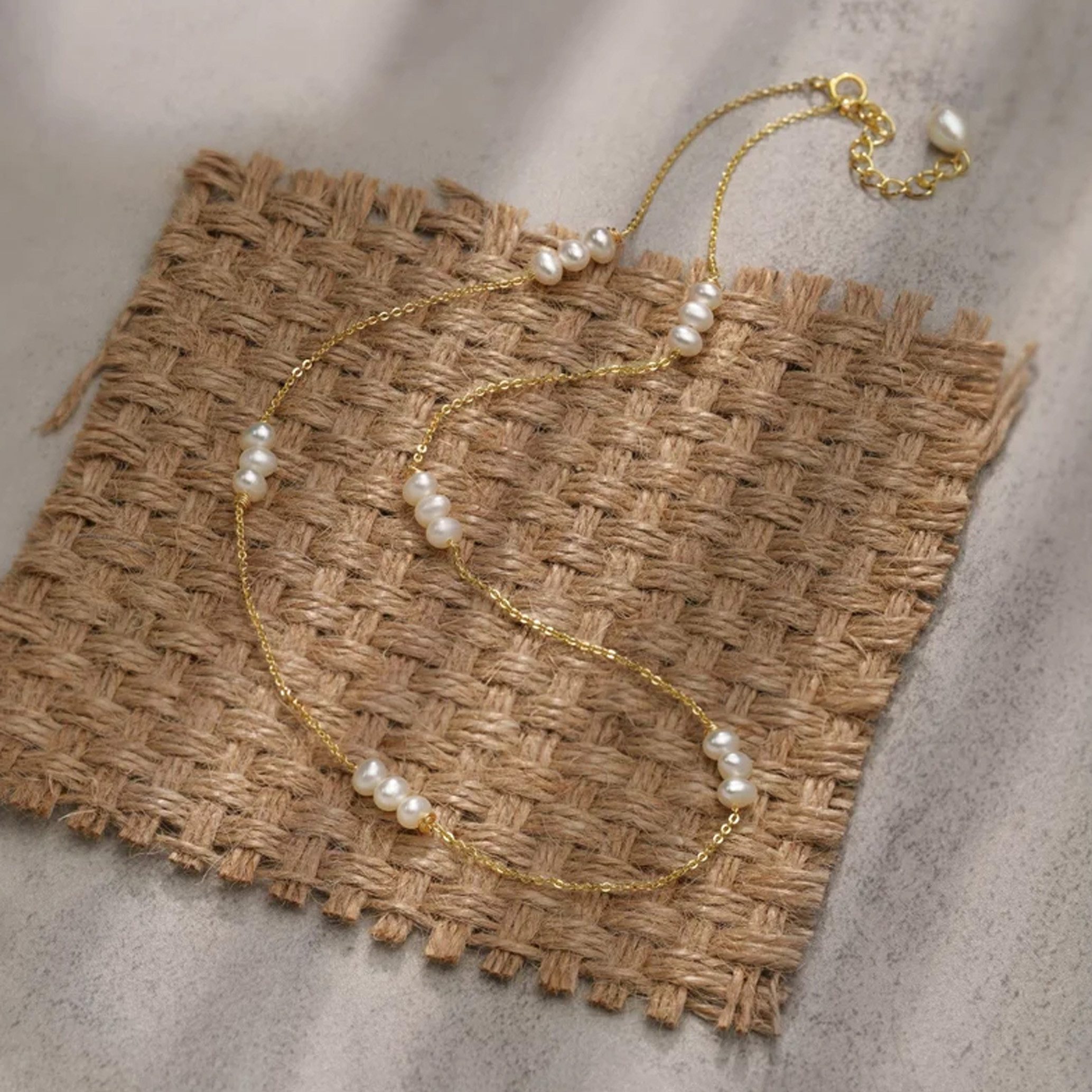 GOLDEN Perlenkette Zierliche Süßwasser Perlenkette, Minimalist Halskette, P günstig online kaufen