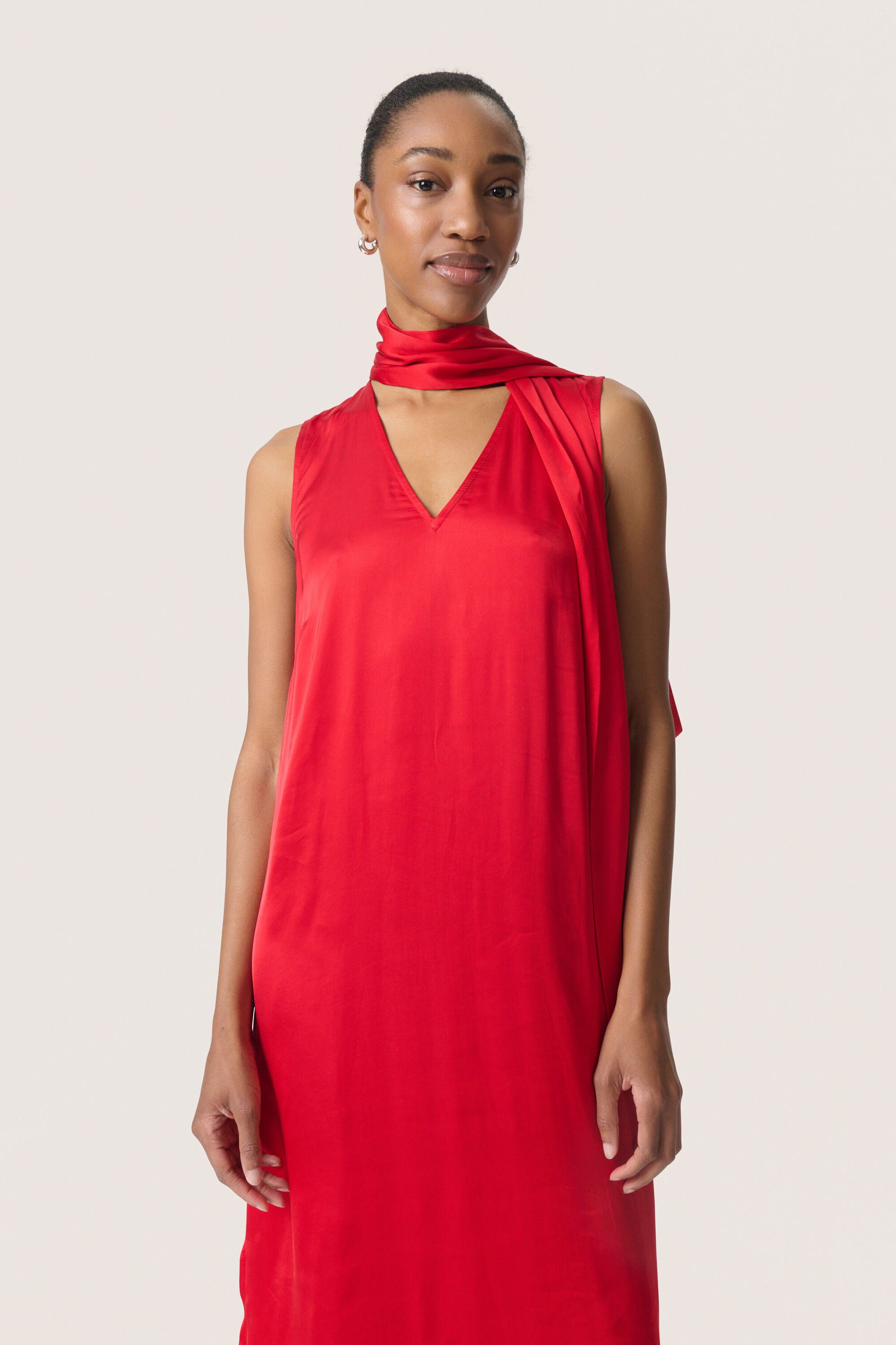 SOAKED IN LUXURY Blusenkleid Kleid SLAsja