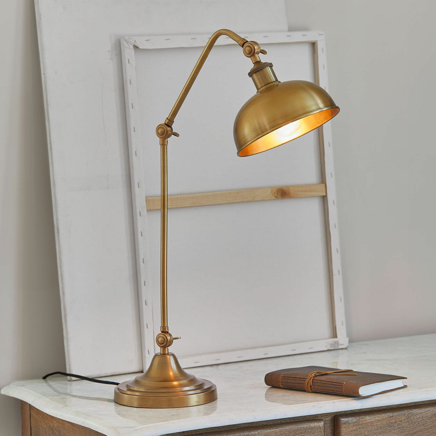 Mirabeau Tischleuchte Tischlampe Delacroille antikmessing