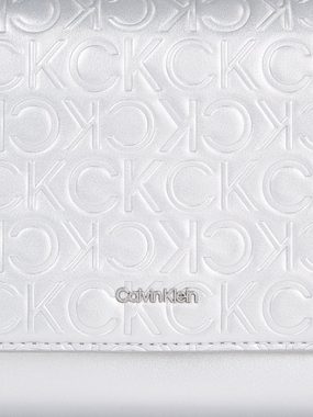 Calvin Klein Schultertasche CK MUST SHOULDER BAG_EMB, mit markentypischer All-Over-Logoprägung