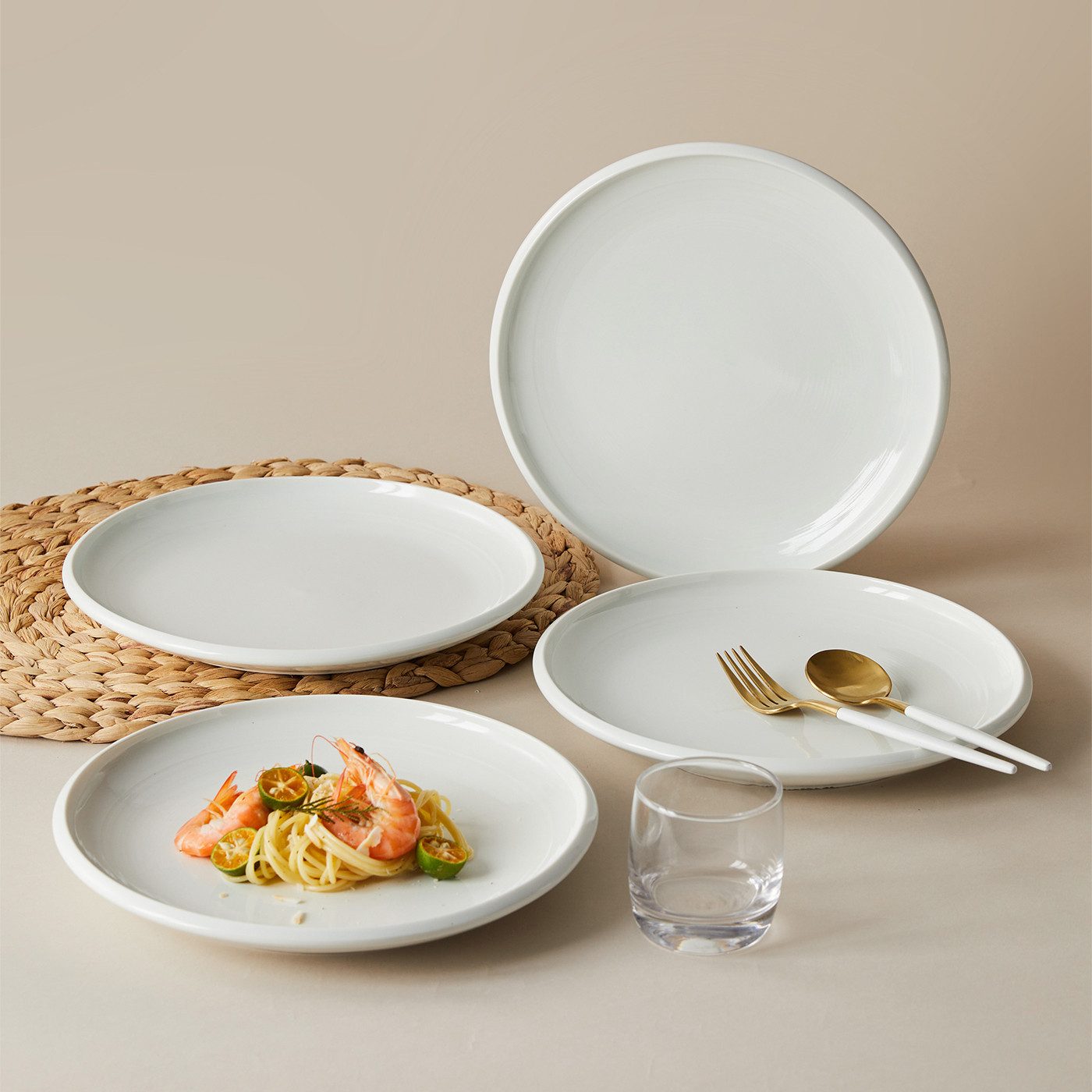 JIWOO Teller 4er Ø25,2 cm, Speiseteller Frühstücksteller Salatteller Dessertteller, (4 St), Hochwertige Plate Keramik Tellerset Weiß Mikrowellen spülmaschinenfest