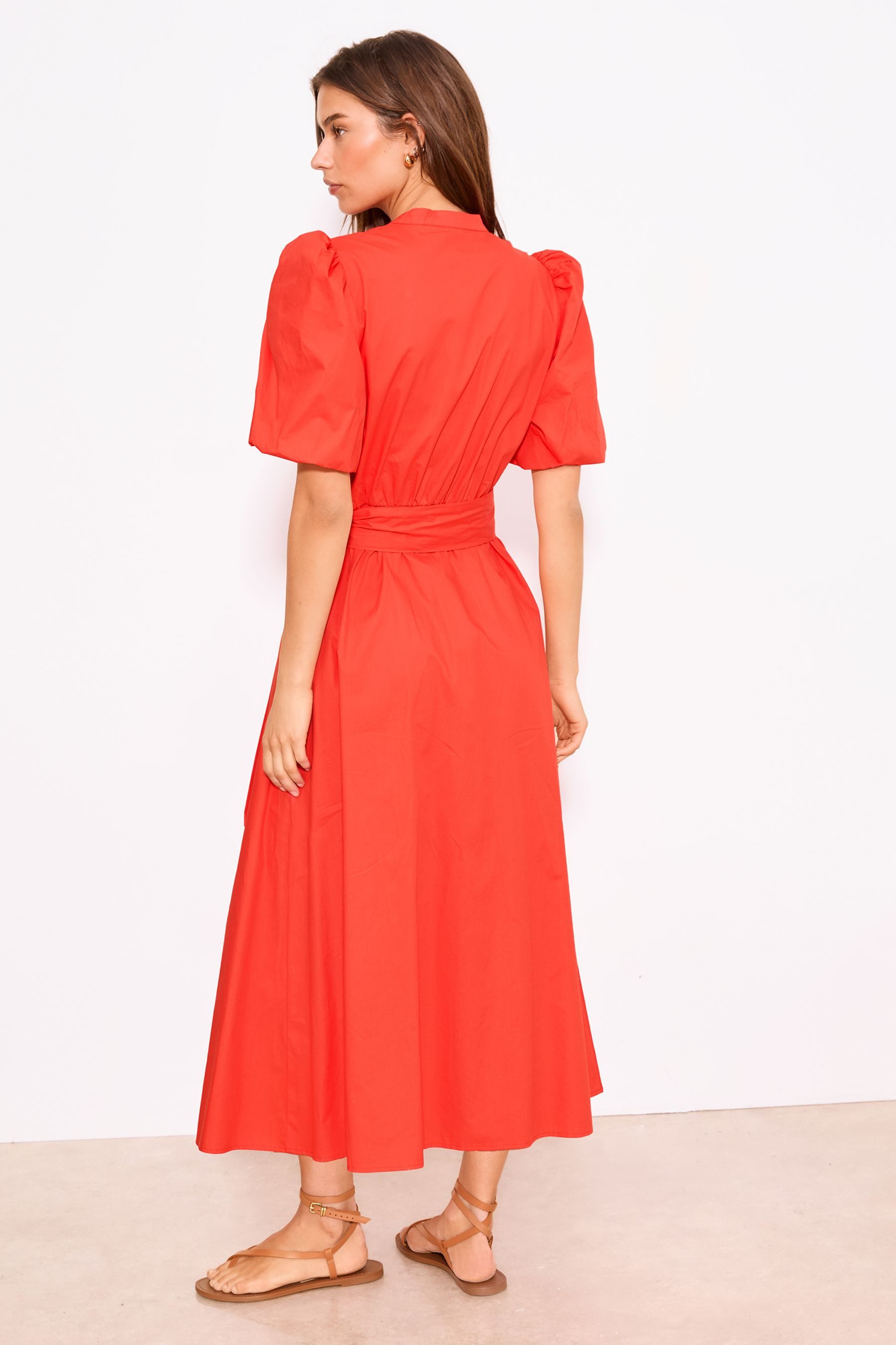 LIPSY Midikleid Lipsy Midi-Kleid mit Puffärmeln und Gürtel (1-tlg)