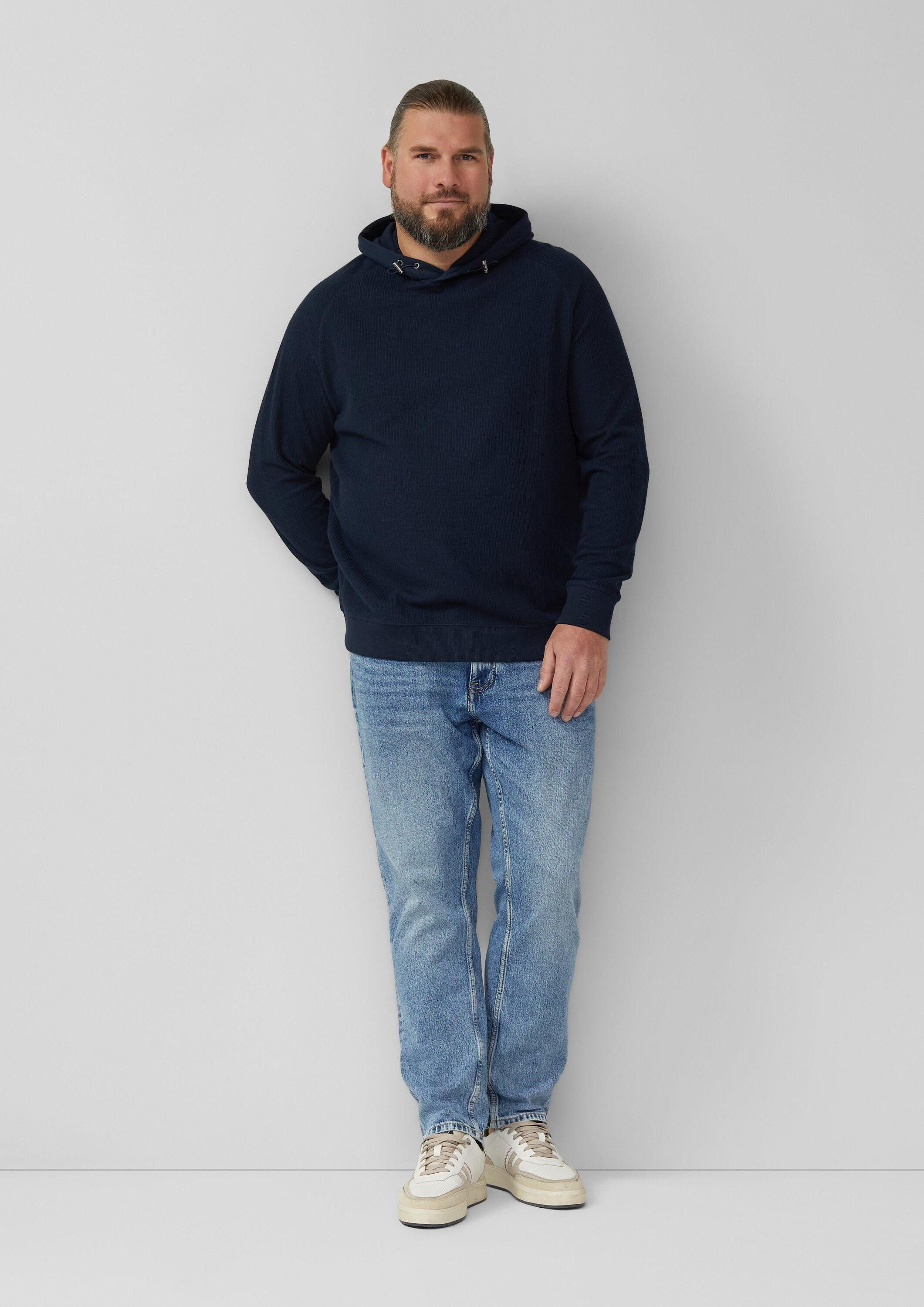 s.Oliver Sweatshirt Sweatshirt Strukturiertes Kapuzen-Sweatshirt mit Raglanärmeln