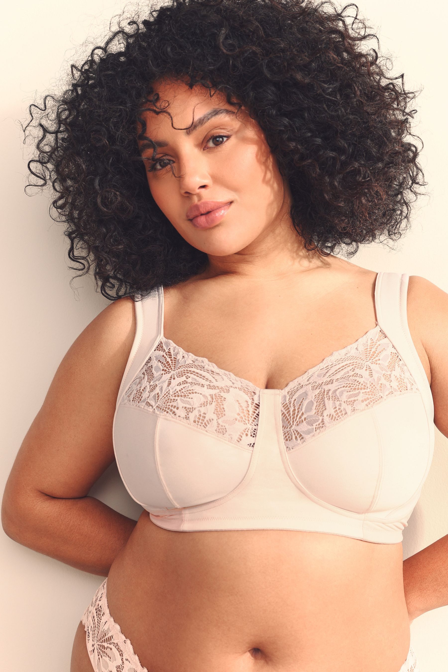 Next Bügelloser BH Bügelloser Ultimate-Support-BH, F-K-Körbchen (1-tlg)