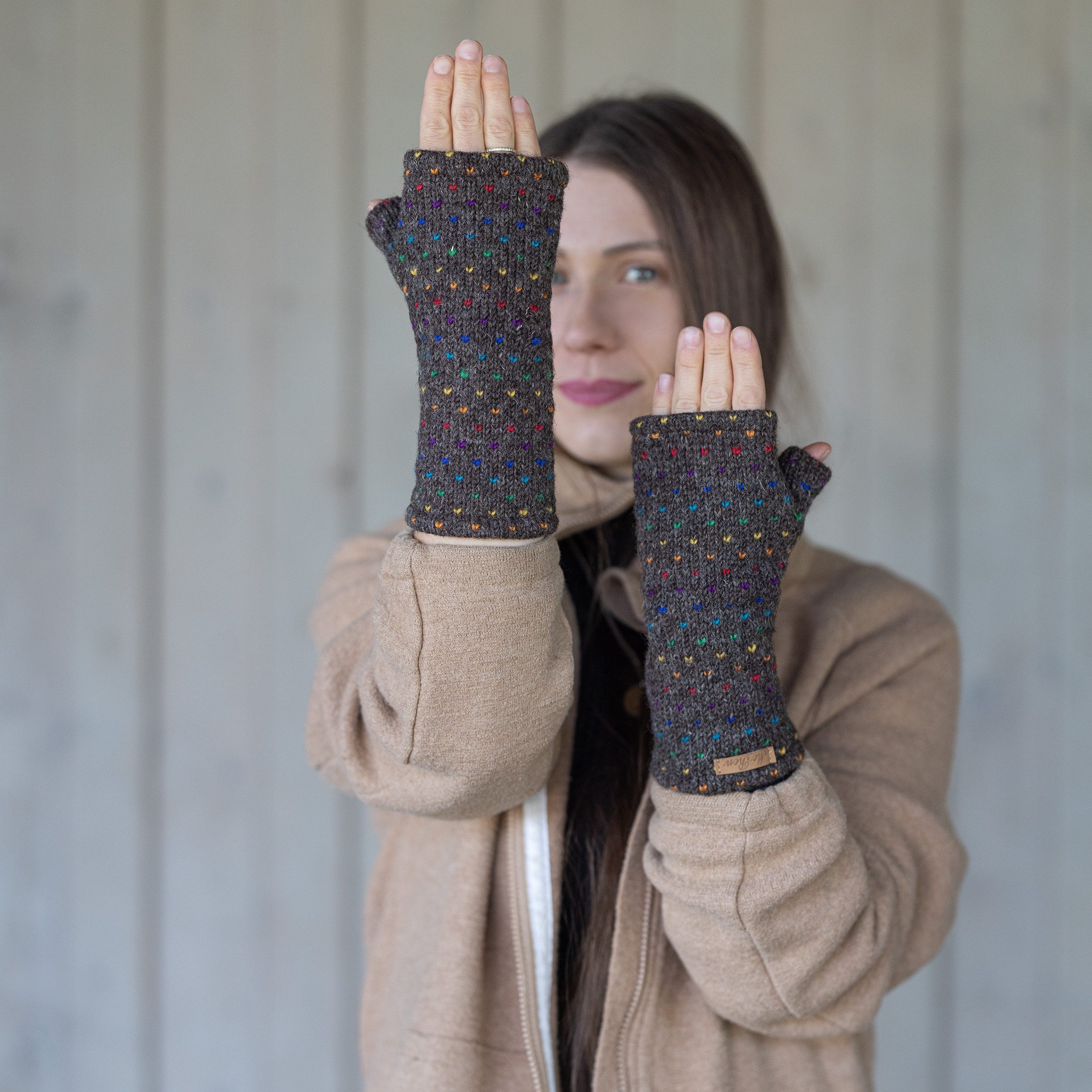 McRon Armstulpen Pulswärmer Modell Ines Regenbogen Mit Daumen, mit hohem Schurwoll-Anteil, komplett gefüttert