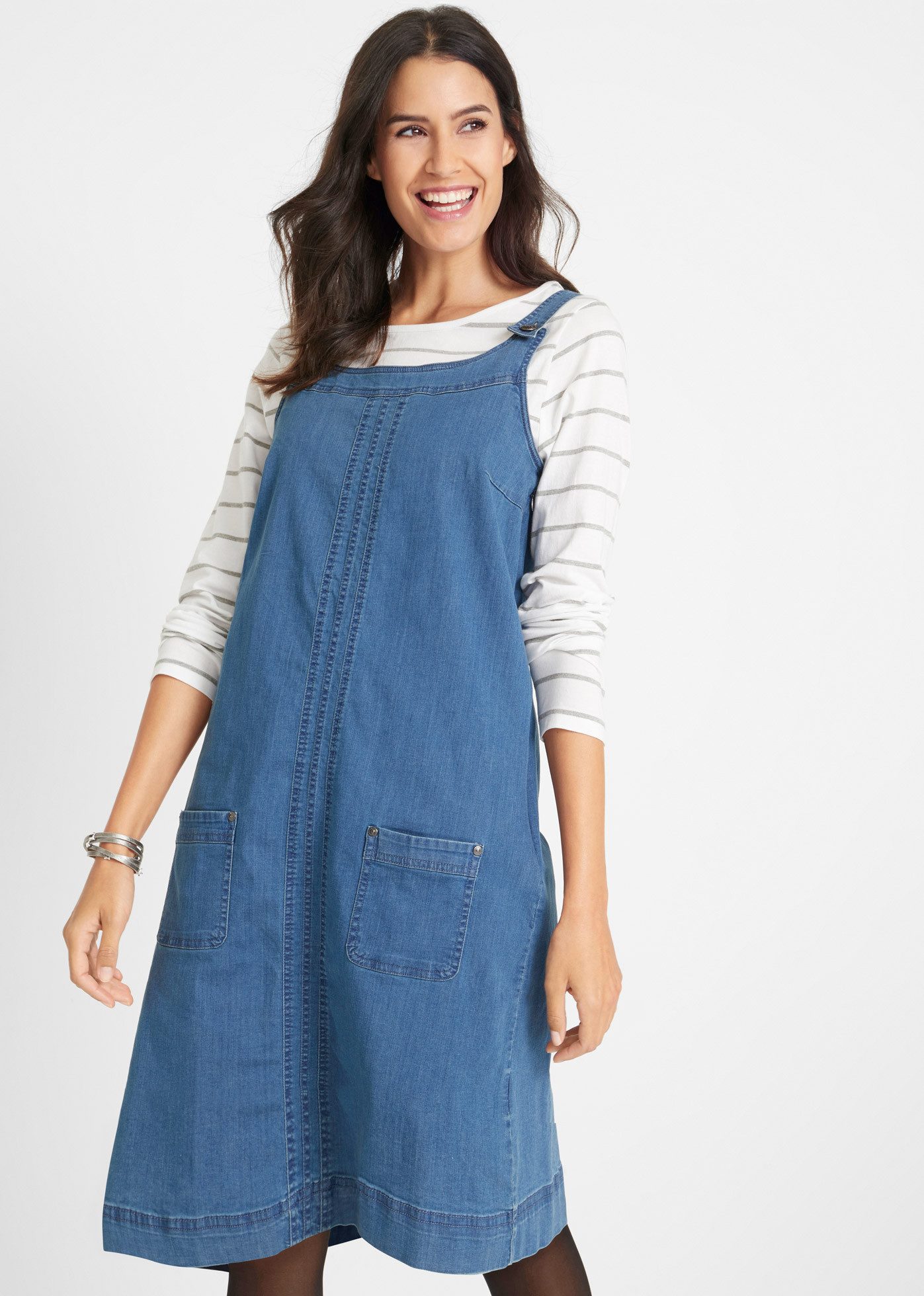 bonprix Jeanskleid Latzkleid mit verstellbaren Trägern, aufgesetzte Taschen
