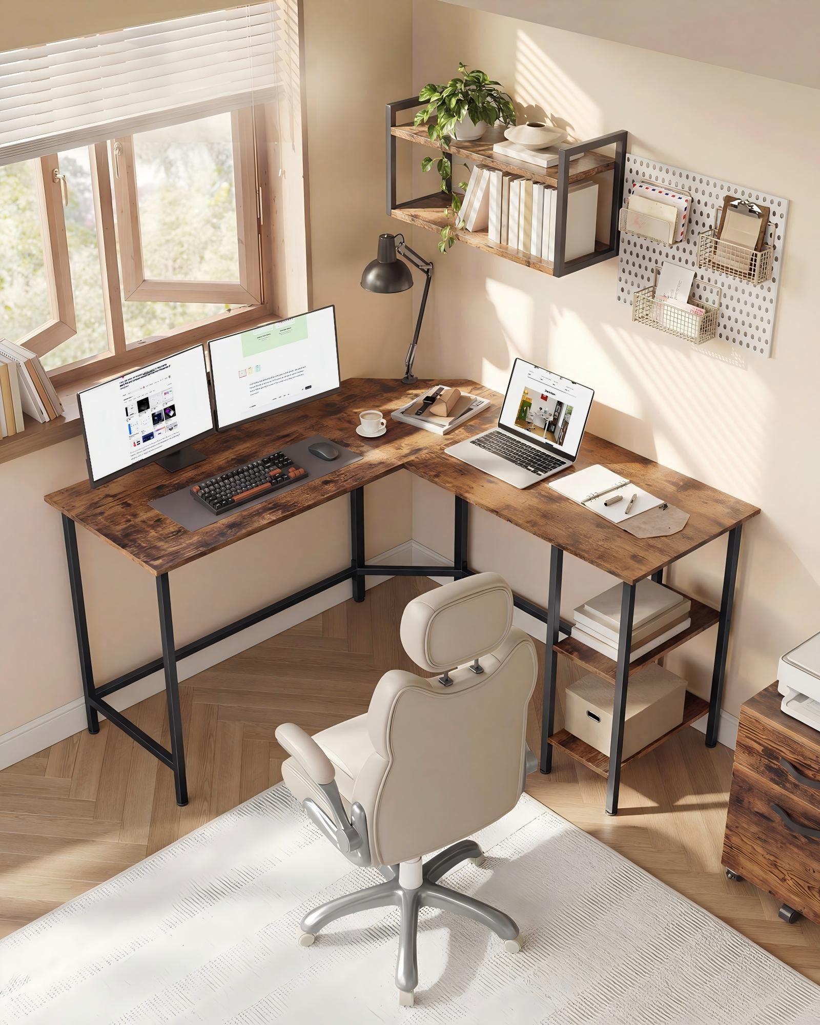 VASAGLE Schreibtisch Computertisch, 130/138 cm, L-förm Eckschreibtisch mit 2 Verstellbare Ablagen