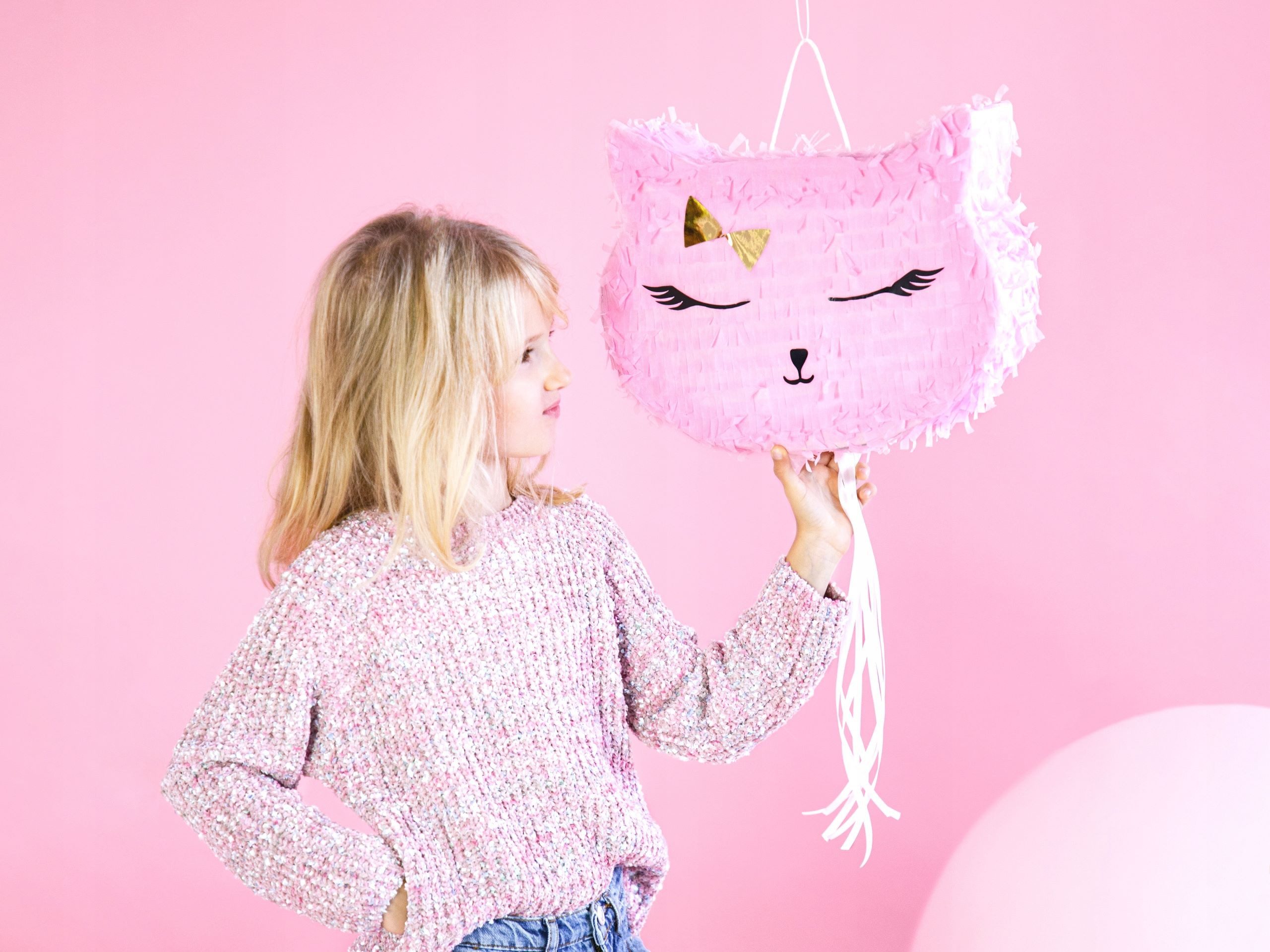 Festivalartikel Pinata Rosa Katzen-Piñata 35x27x9cm - Perfekte Geburtstagsüberraschung!