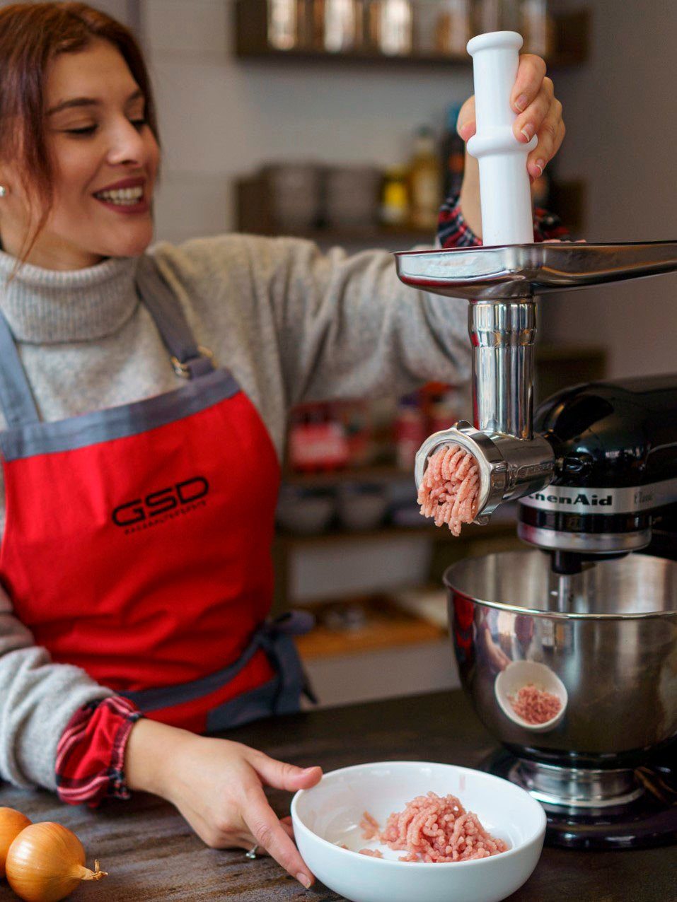 grossag Fleischwolfaufsatz KFW 500 Set 1354, Zubehör für alle KitchenAid-Küchenmaschinen, mit Wurstfüll-Vorsatz und Spritzgebäck-Vorsatz