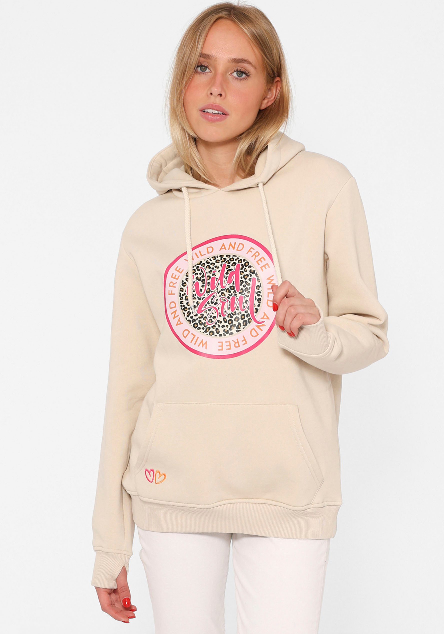 Zwillingsherz Hoodie mit "Wild and Free"-Aufdruck günstig online kaufen