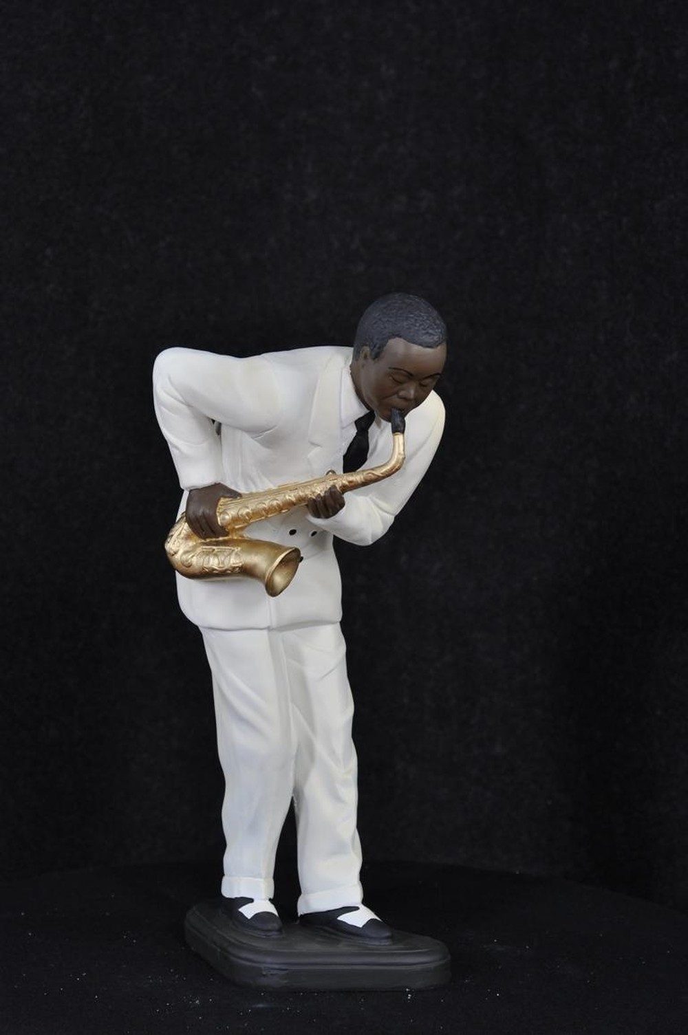 JVmoebel Dekoobjekt Schwarze Figur Musik Statue Kunst Dunkelhäutiger Mann, Made in Europa