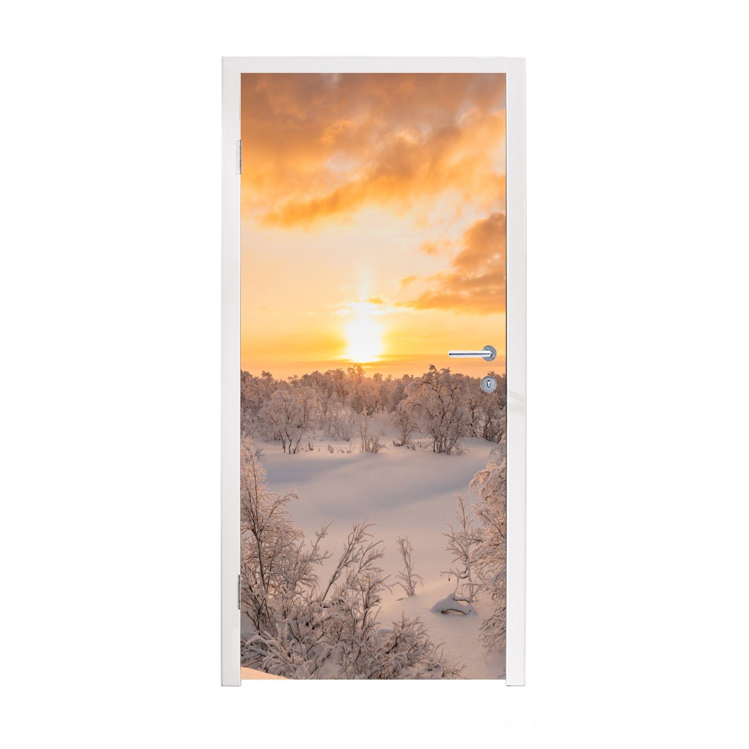 MuchoWow Türtapete Sonnenuntergang über einem Wald in Finnland, Matt, bedruckt, (1 St), Fototapete für Tür, Türaufkleber, 75x205 cm