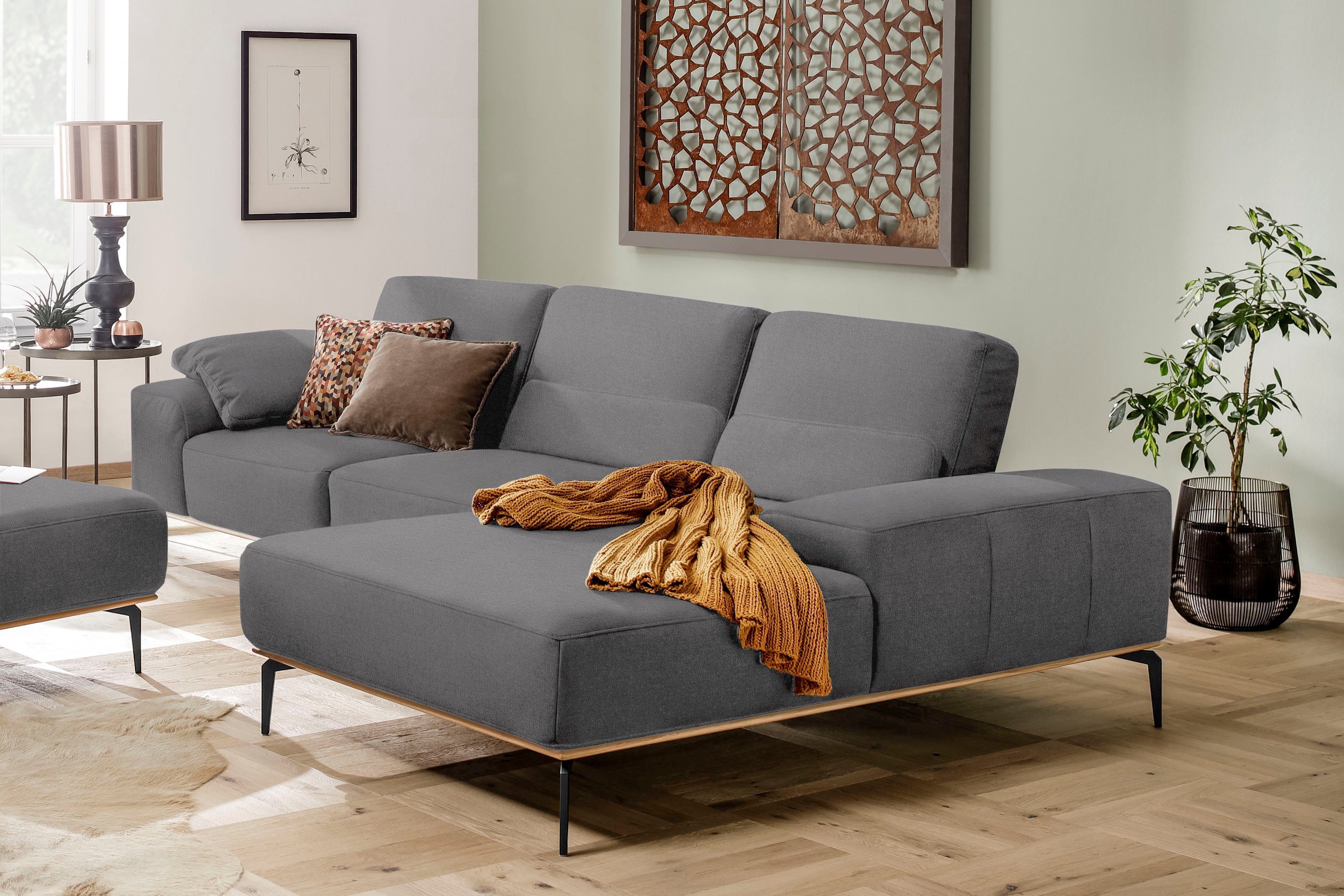 W.SCHILLIG Ecksofa run, mit Holzsockel, Füße in Schwarz pulverbeschichtet, Breite 319 cm