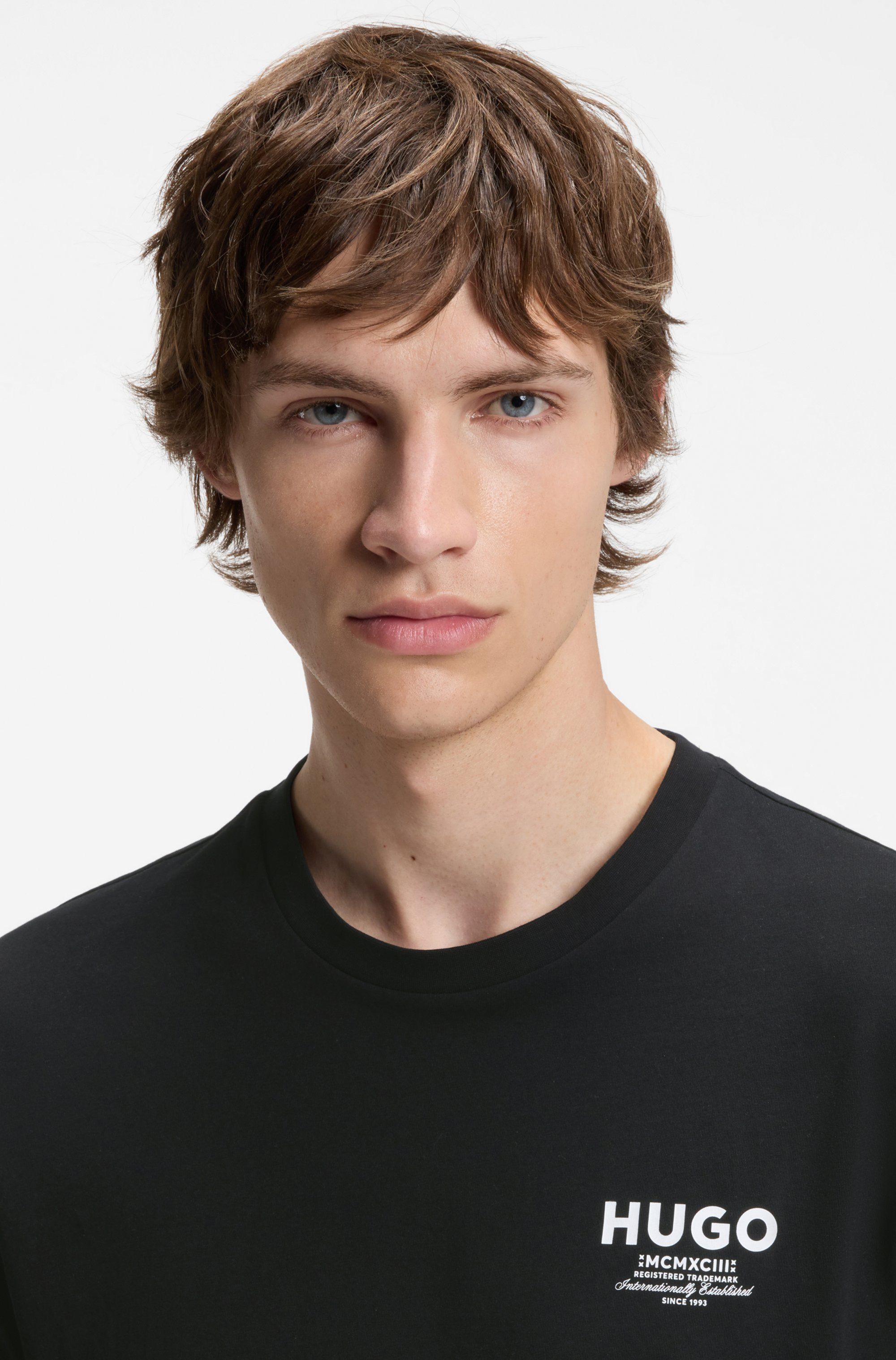 HUGO T-Shirt Nesptee Rundhalsausschnitt, Regular Fit, reine Baumwolle