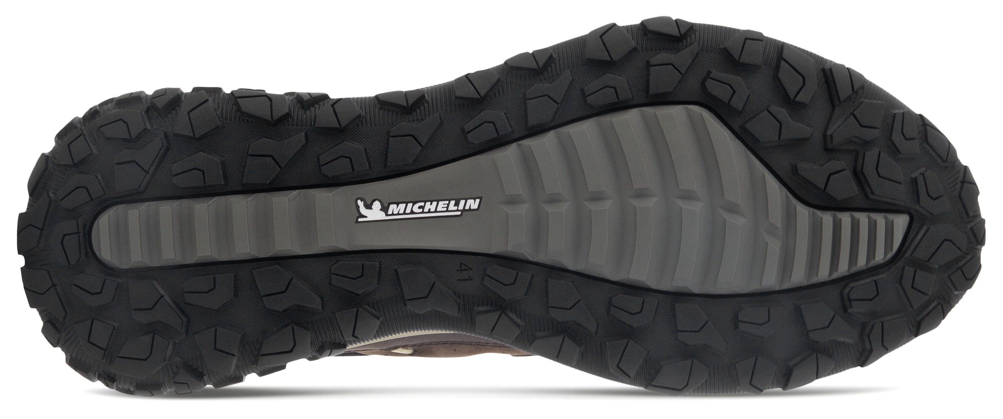 Michelin-Laufsohle dunkelbraun profilierter M mit Ecco Sneaker ULT-TRN