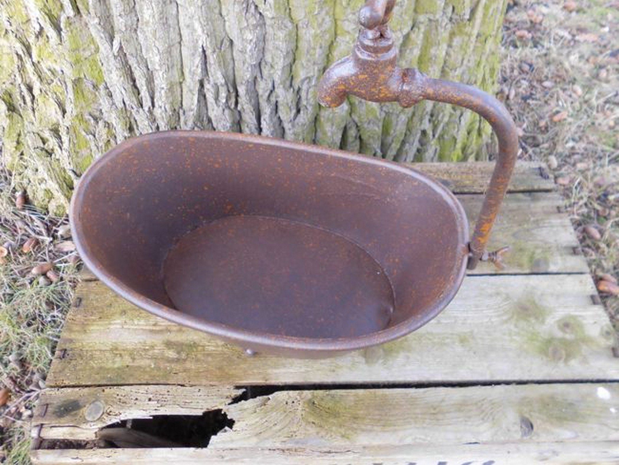 Deko-Impression Pflanzkübel Wanne mit Deko-Wasserhahn Eisenbottich Blumentopf Pflanzschale 31 cm (1 St)