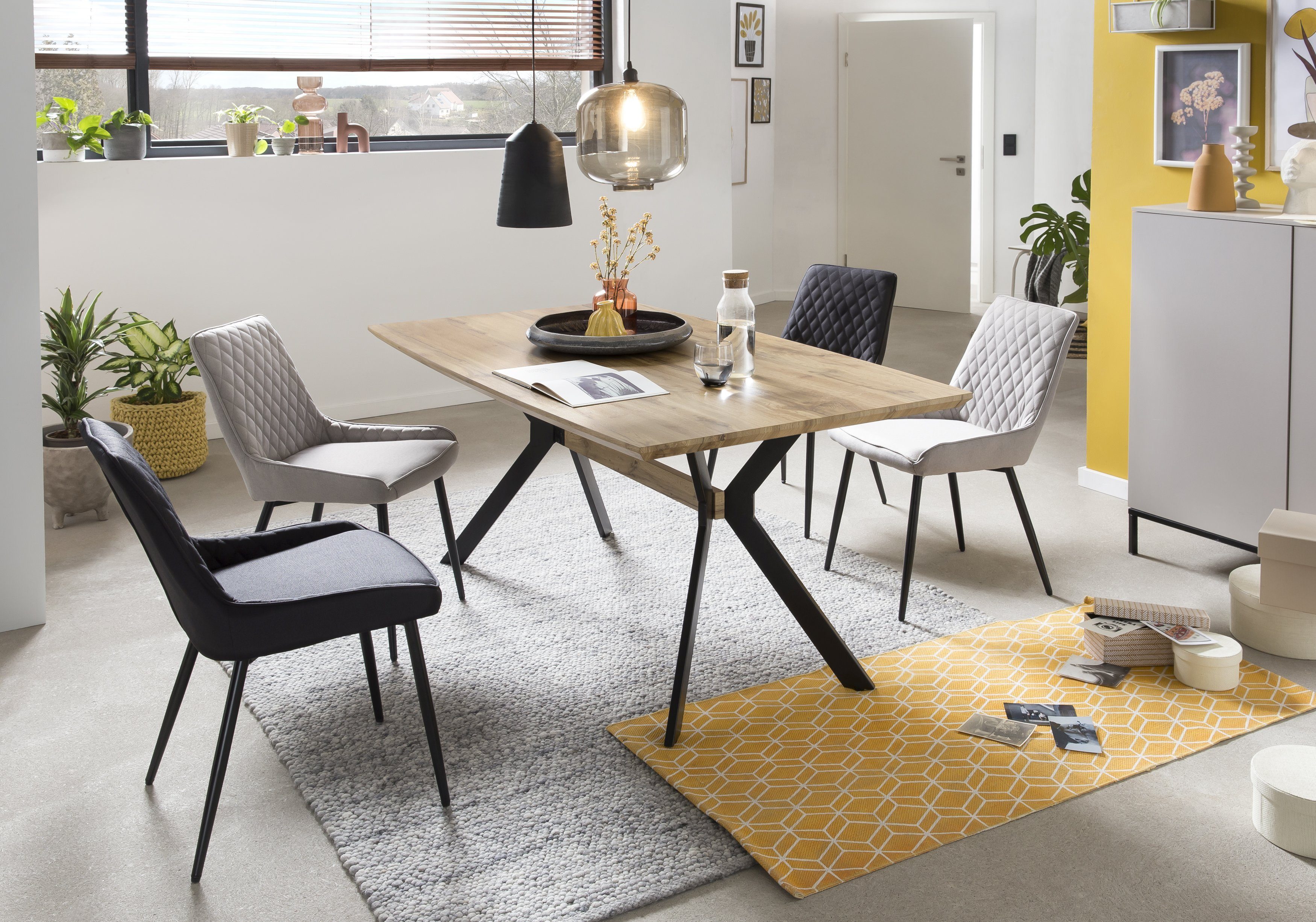 TPFLiving MDF cm 1-St., mit 4 (Hochwertiger Maße - mit Plattenstärke: Beine 4-Fuß-Gestell, Metall - Beine natur, cm (BxHxT): Esszimmer AADA Küchentisch stylischem - Designertisch, Tisch Esstisch Esszimmertisch, 160x78x90 schwarz), Eiche-Dekor,