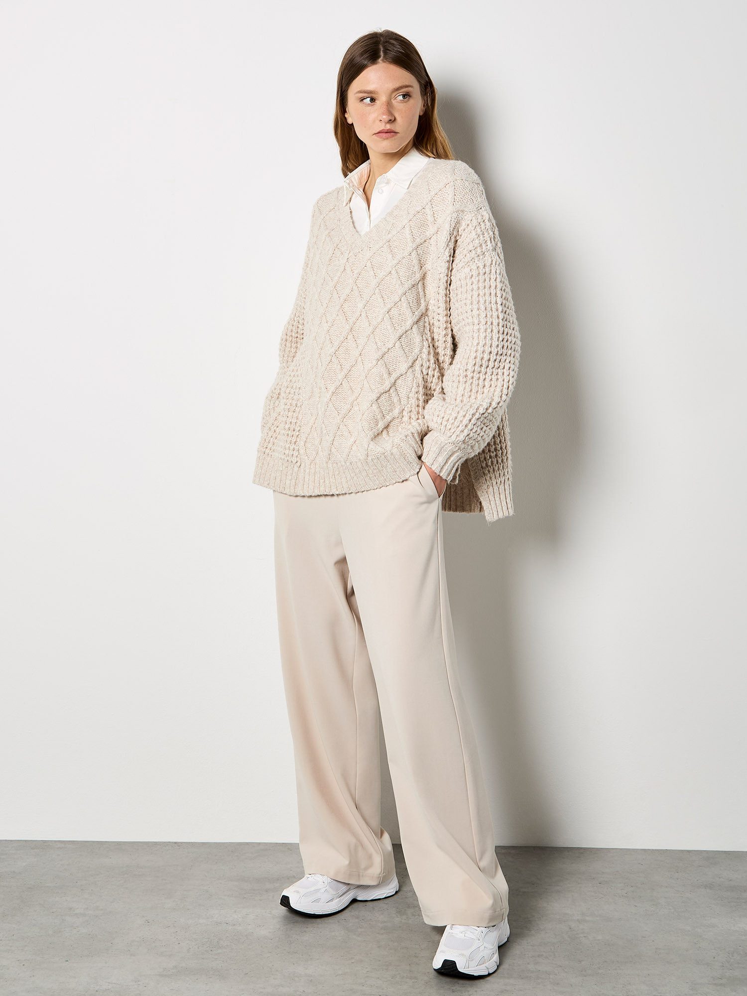 Apricot V-Ausschnitt-Pullover Grobstrickpullover mit Waffel- und Routenmust günstig online kaufen