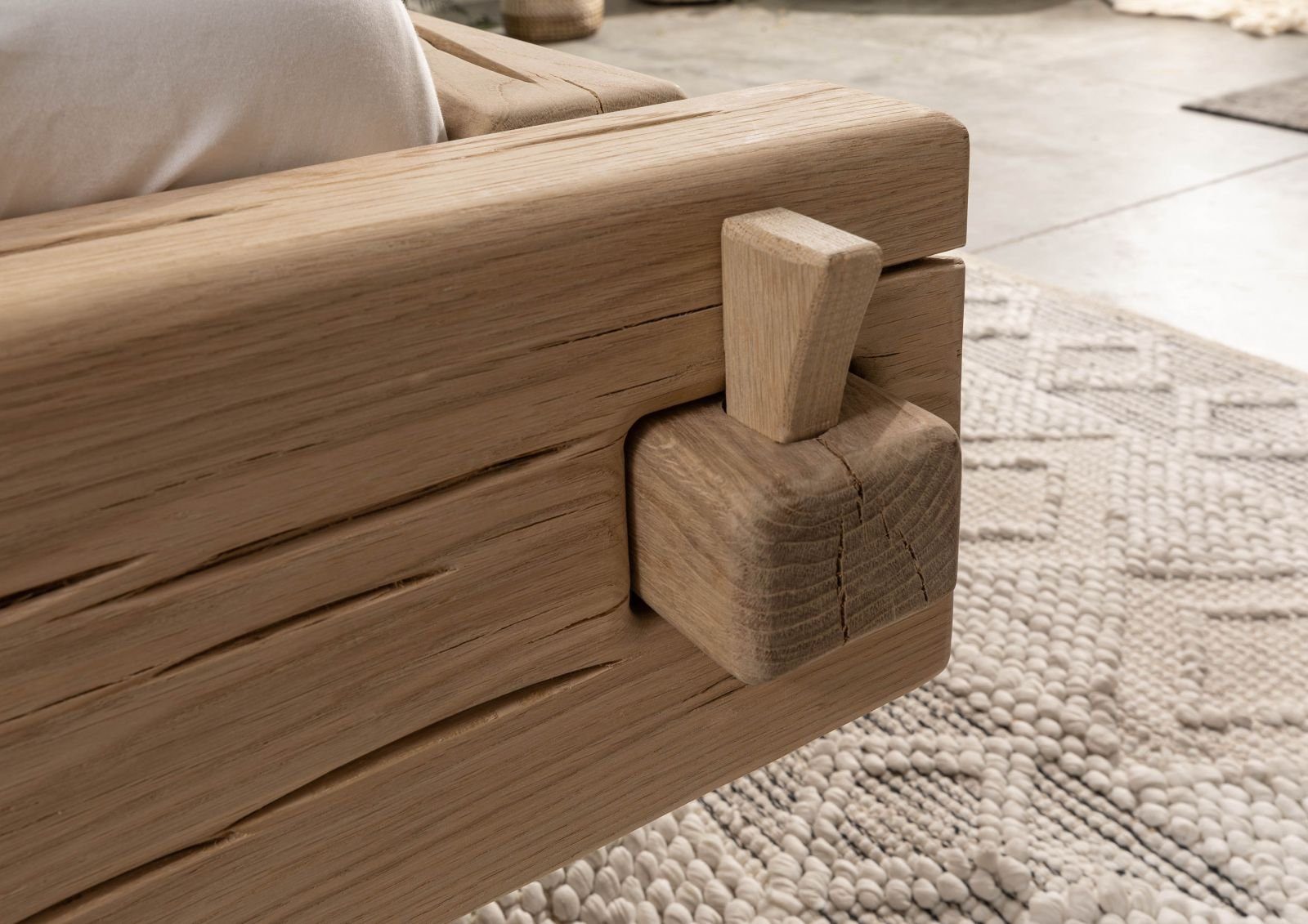 Massivmoebel24 Massivholzbett (Balkenbett Eiche 140x200 natur geölt OAK HEART #01), Balkenbett Eiche 140x200 natur geölt OAK HEART #01