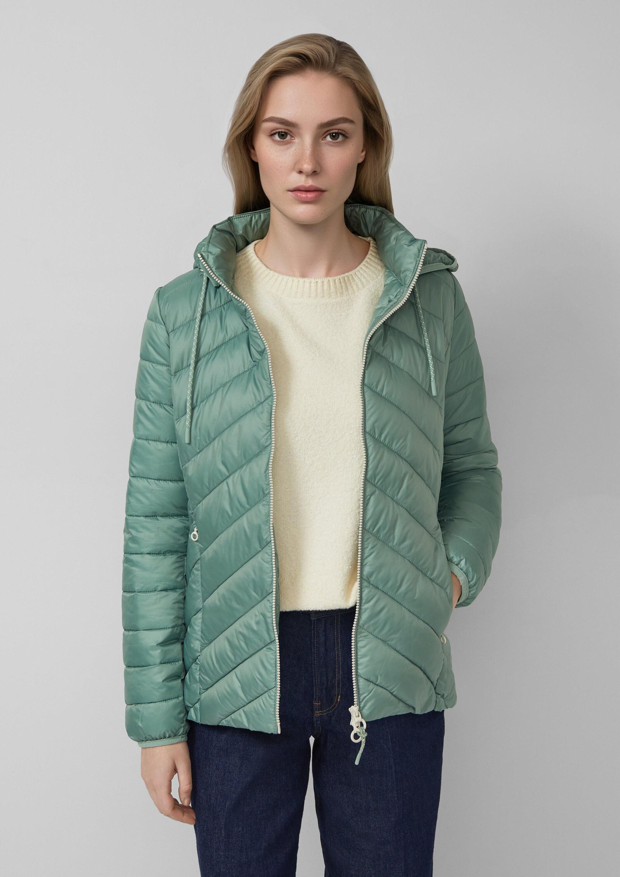 s.Oliver Funktionsjacke Outdoor-Jacke Gesteppte Jacke mit abnehmbarer Kapuze im Slim Fit