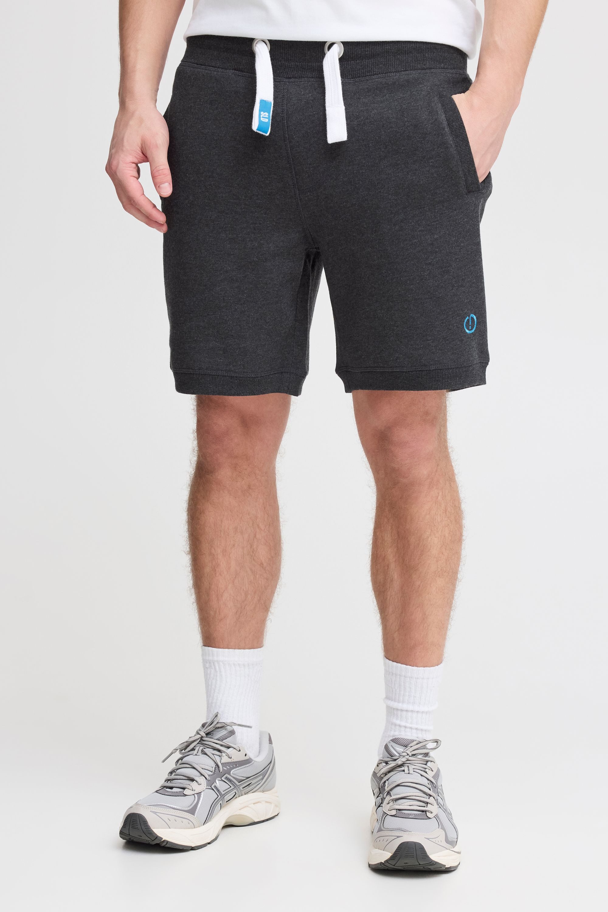 !Solid Sweatshorts SDBennShorts Kurze Hose mit breiten Kontrastkordeln günstig online kaufen