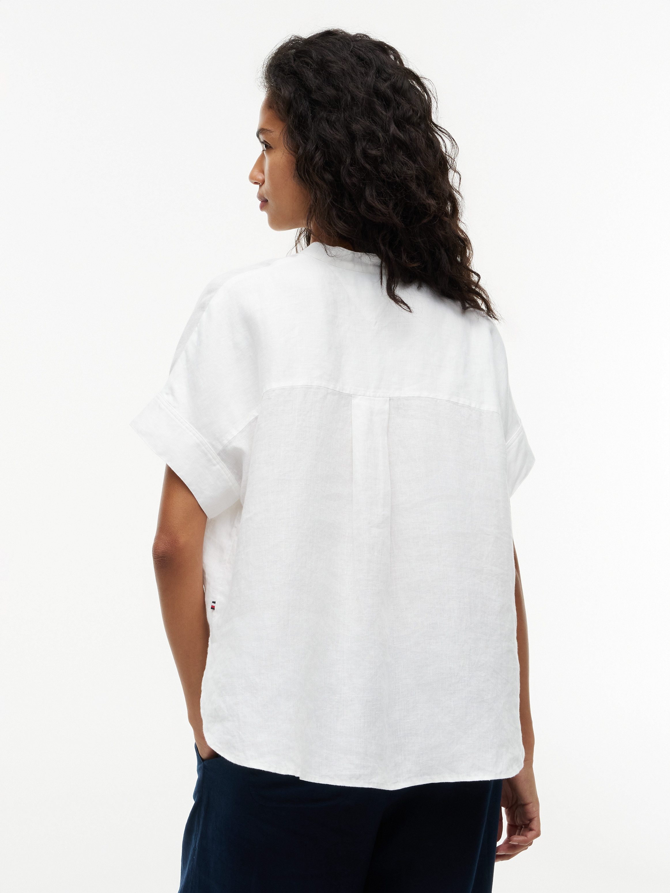 Tommy Hilfiger Kurzarmbluse SUMMER LINEN POPOVER SS SHRT Leinen, kurze Knopfleiste, hinten länger geschnitten