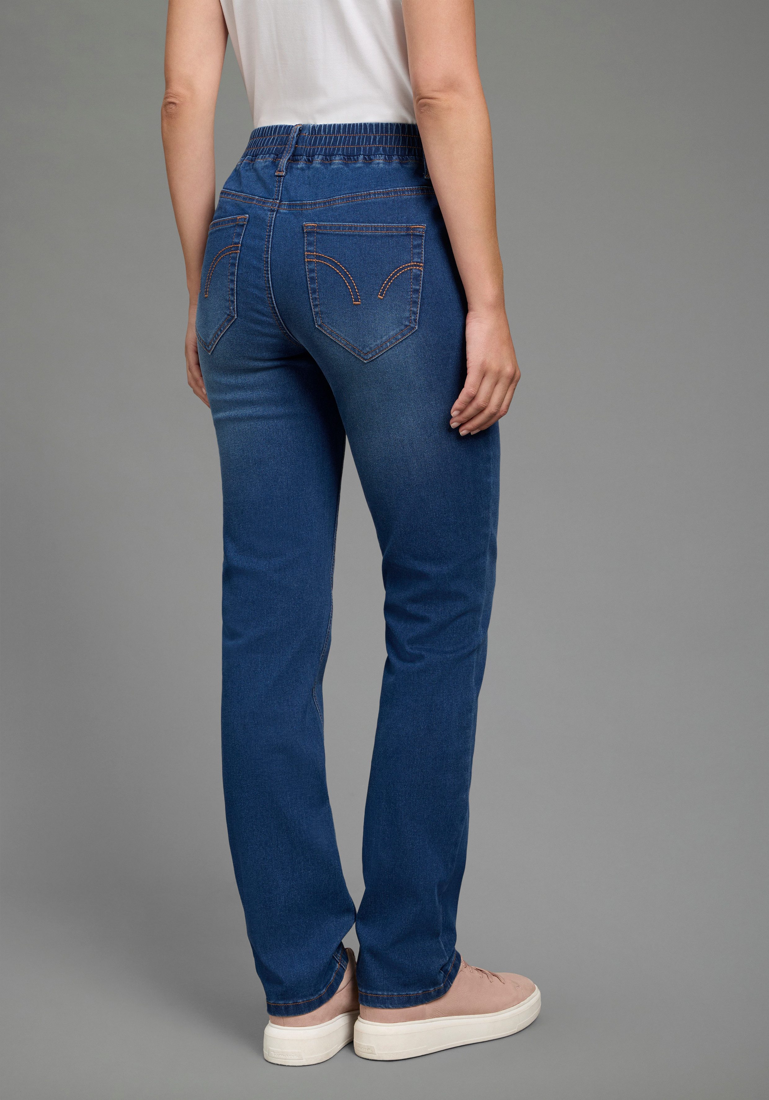 Arizona Relax-fit-Jeans mit Schlupfbund mit weitem Beinverlauf, in elastischer Denim/Jeans-Qualität – Bild 2 von 5