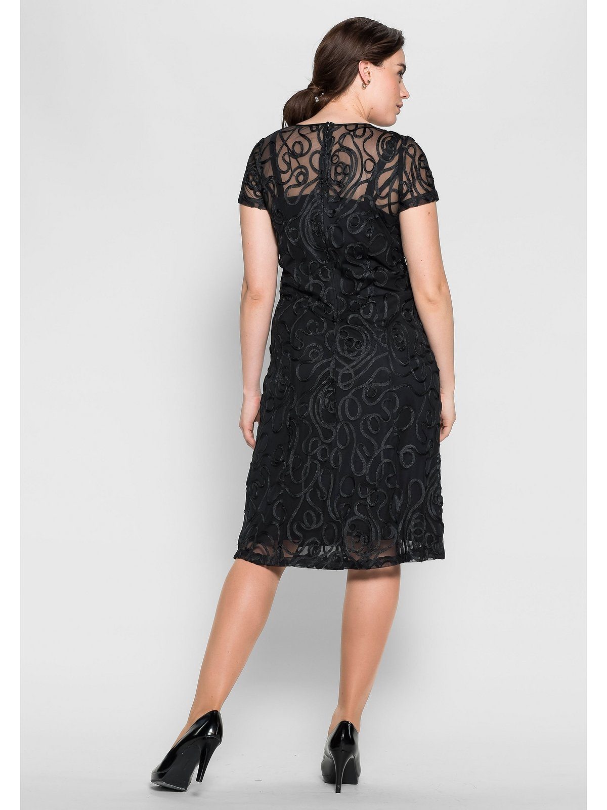 Sheego Spitzenkleid Große Größen in leicht ausgestellter Passform