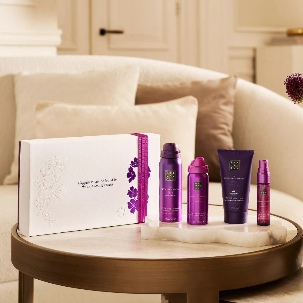Rituals Pflege-Geschenkset Rituals Yozakura Geschenkset S – 4-teilig mit Dusch & Pflege, 4-tlg., 4-teiliges Yozakura Set – inspiriert von japanischer Hanami-Tradition