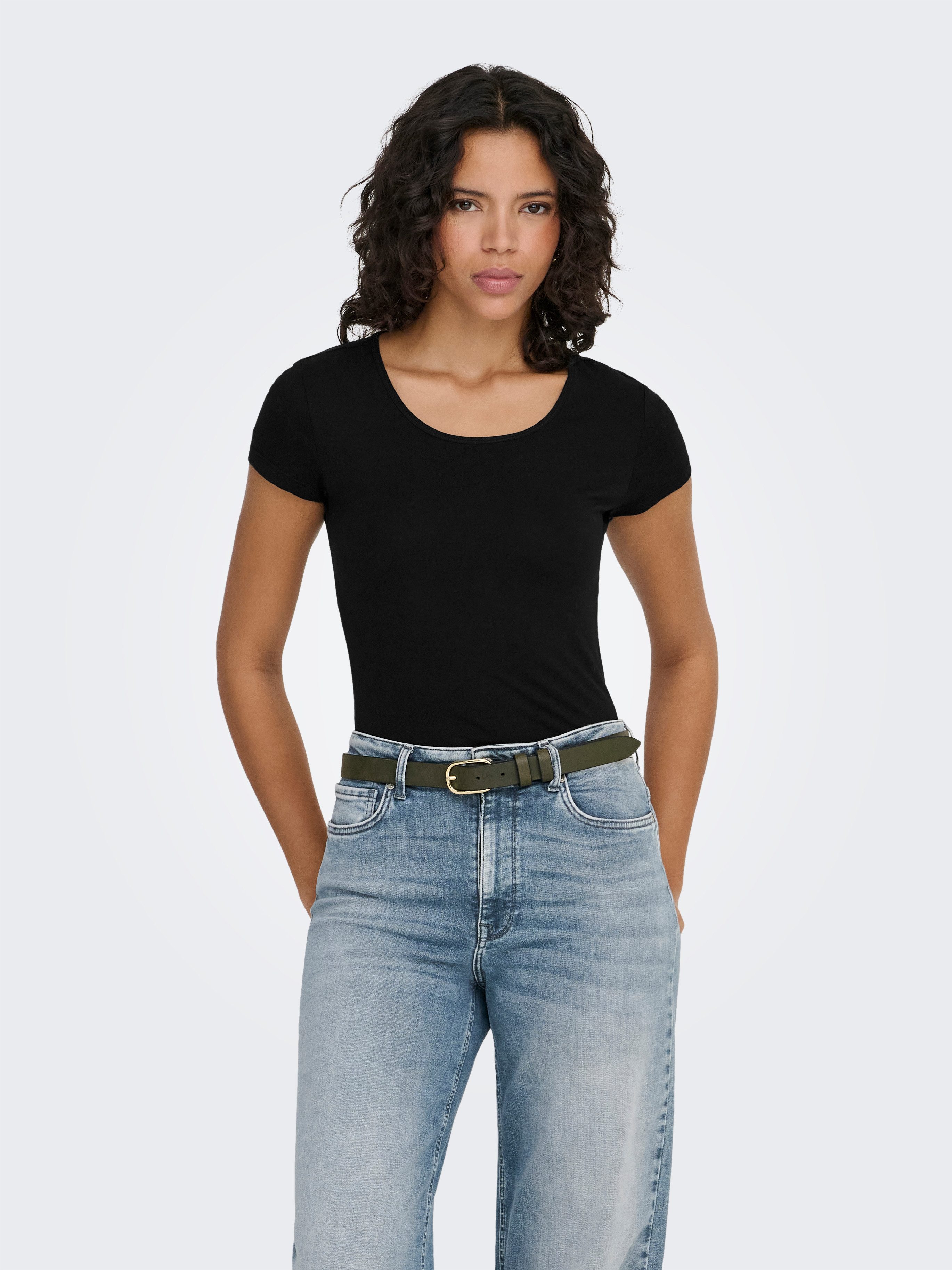 ONLY Rundhalsshirt ONLLIVE – Rundhalsshirt mit figurbetonter Silhouette sehr figurbetont, modisch, Baumwollmischung, Jersey, tiefer Rundhals