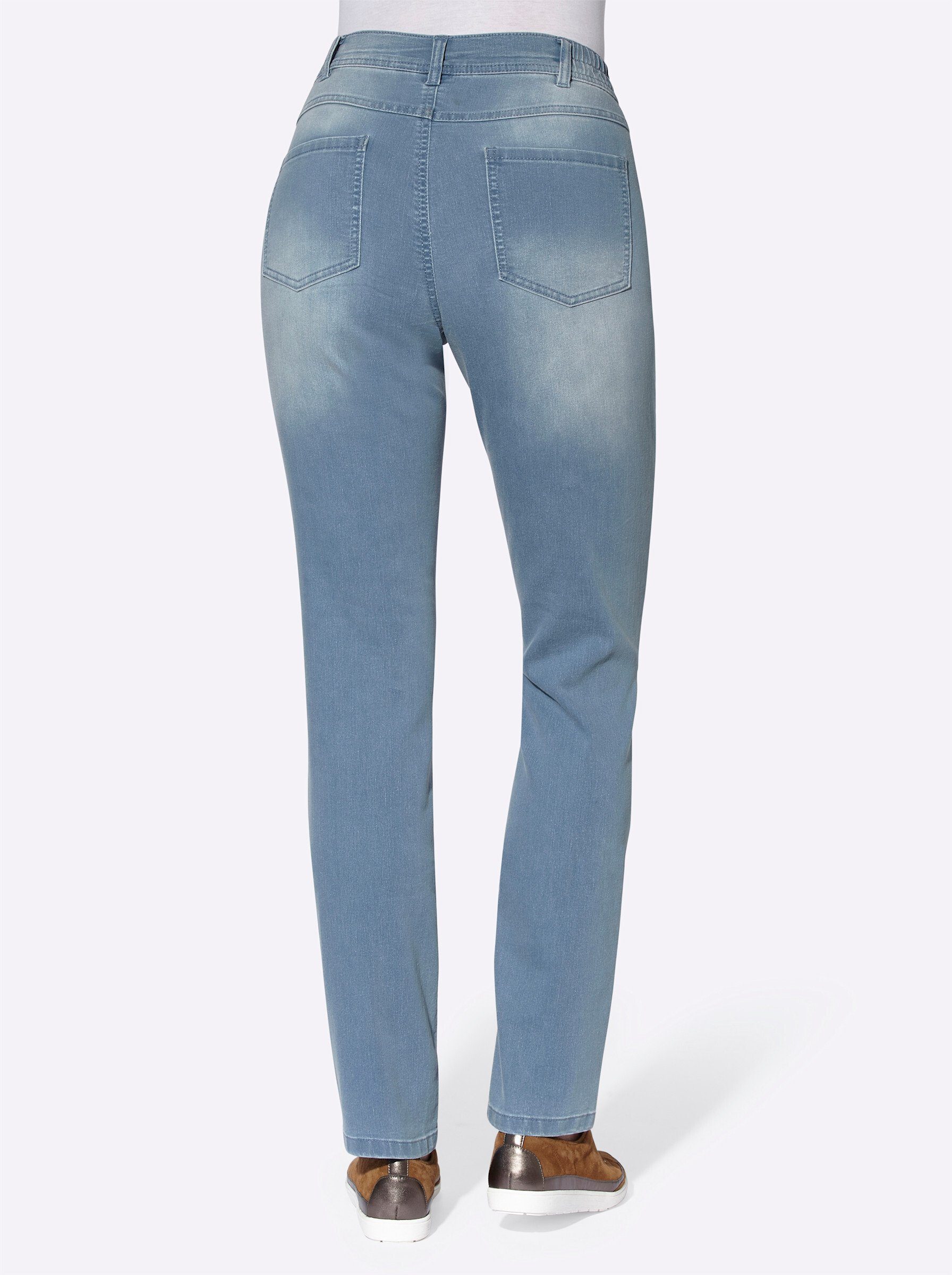 Bequeme an! Sieh blue-bleached Jeans