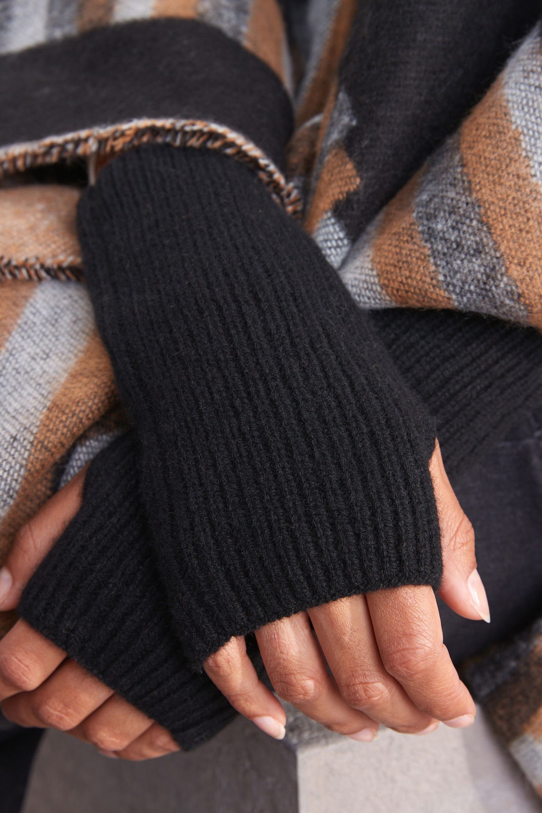 Next Strickhandschuhe Collection Luxe Handschuhe Handwärmer Kaschmir Black 30