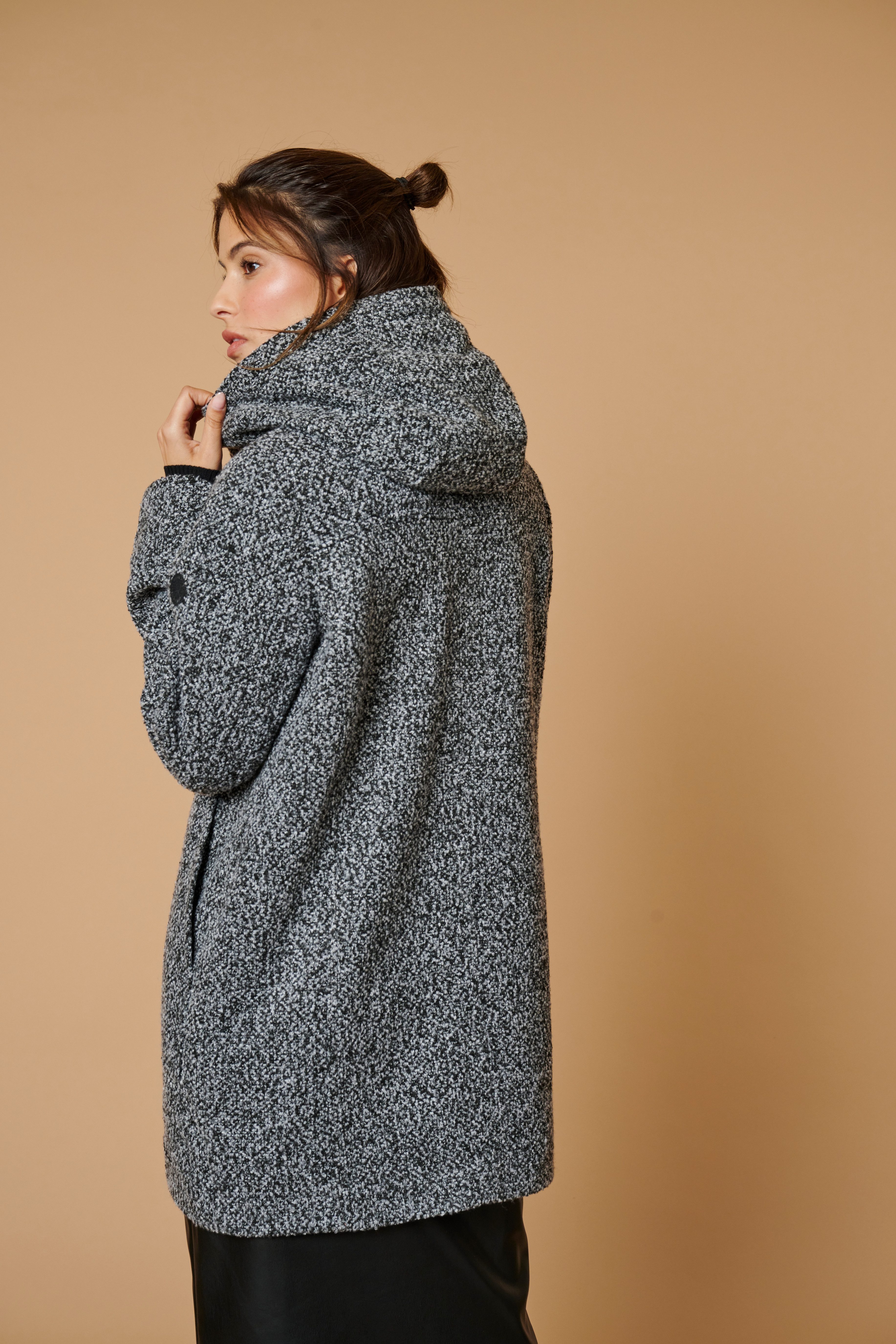 ZABAIONE Kurzmantel Coat Es44ther Salt & Pepper Optik günstig online kaufen