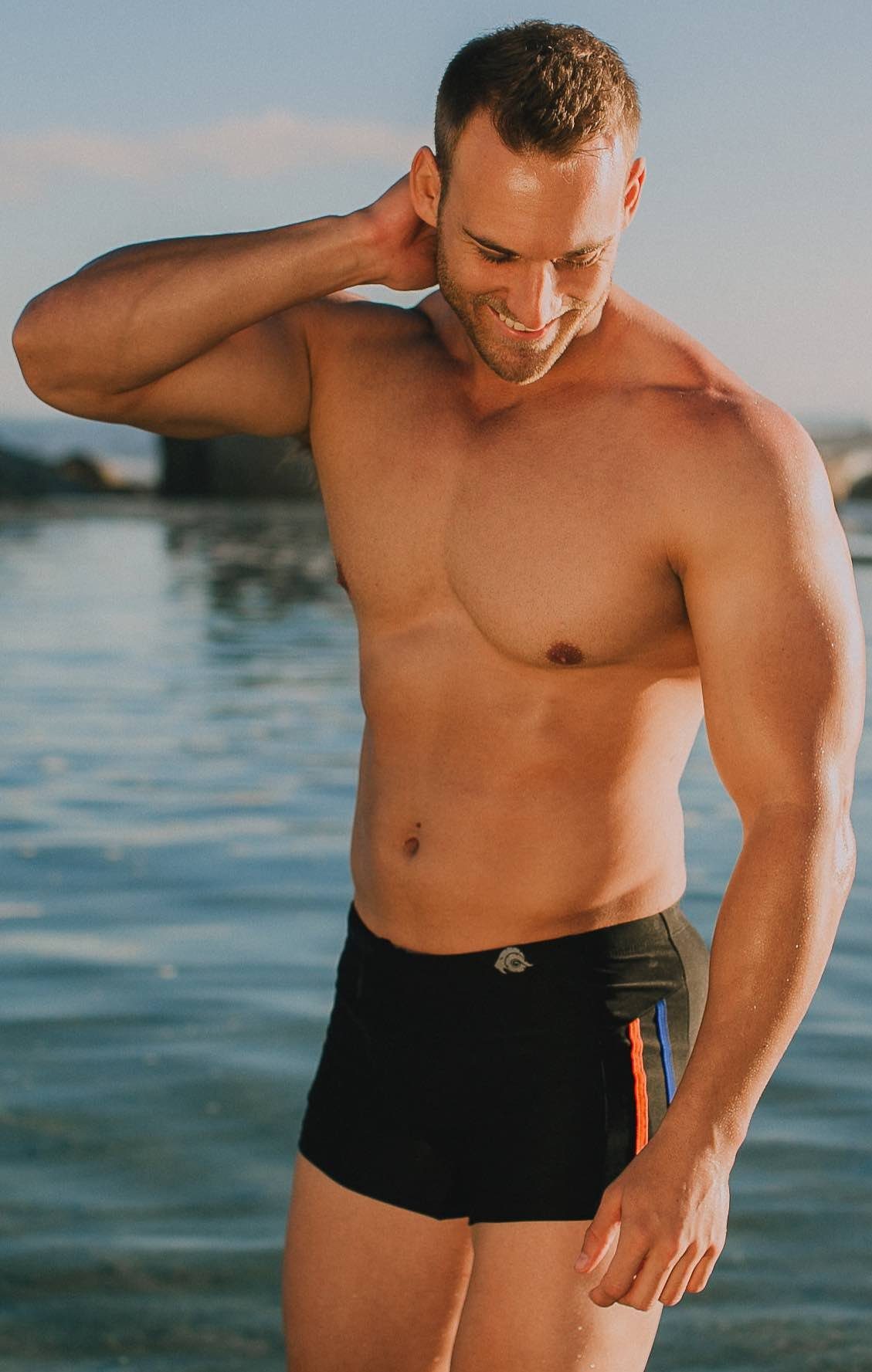 Badehose Badehose Herren kurz eng anliegend Badeshorts TS-5-6