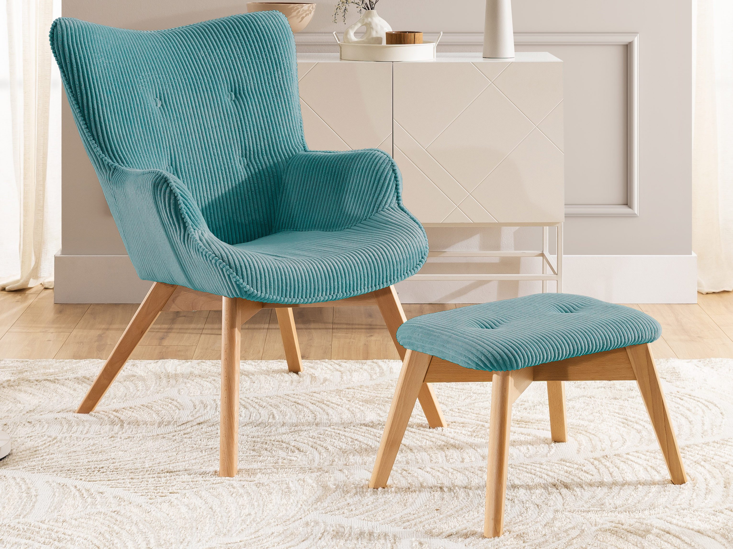 S-Style Möbel Loungesessel mit Fußhocker Lenari aus Cordstoff mit Füßen aus Massivholz (1 x Lounge-Sessel, 1 x Hocker)