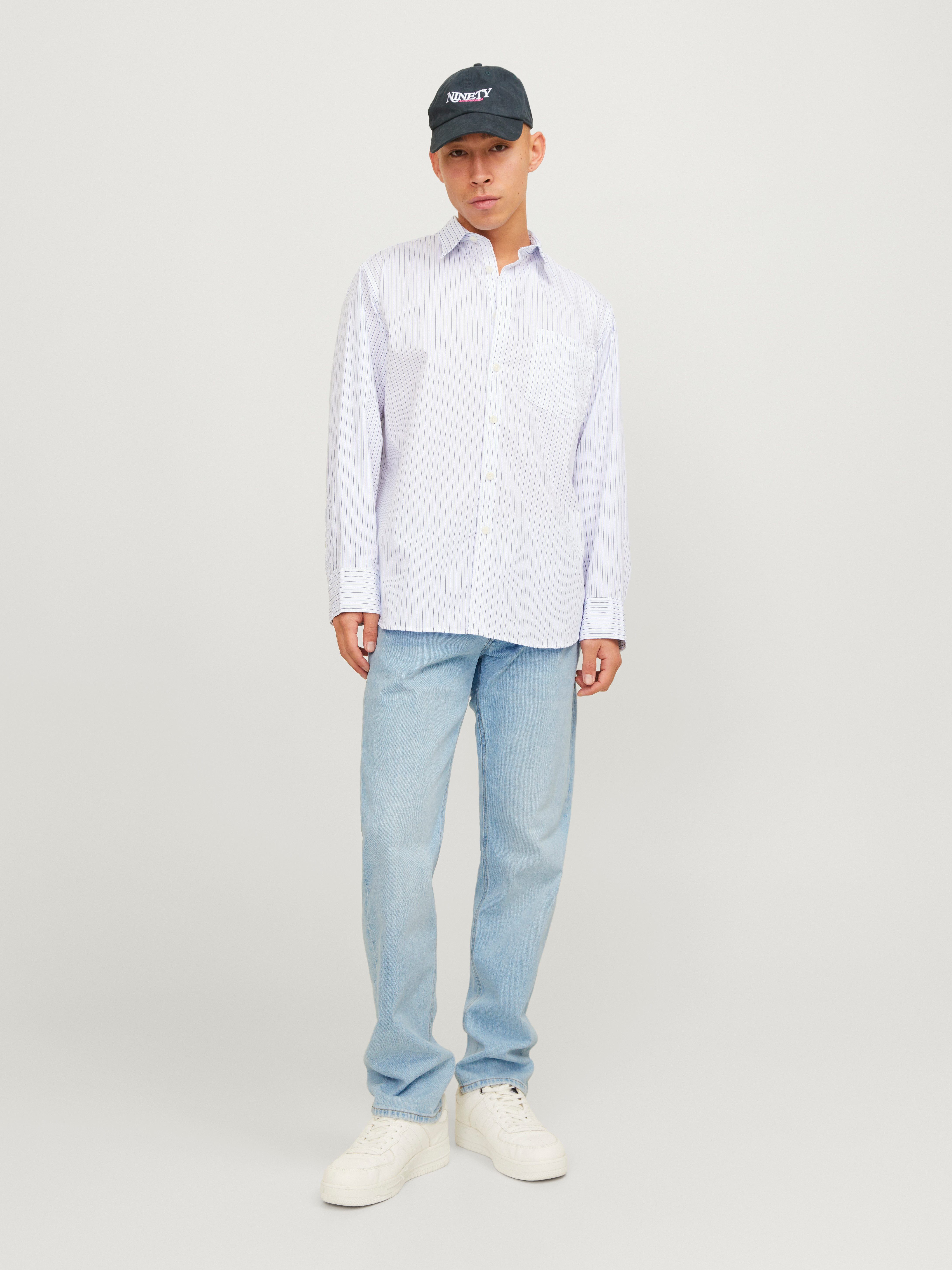 Jack & Jones Tapered-fit-Jeans JJIMIKE aus elastischem Material und Used-Waschung Denim/Jeans, modisch, bequem, Baumwollmischung