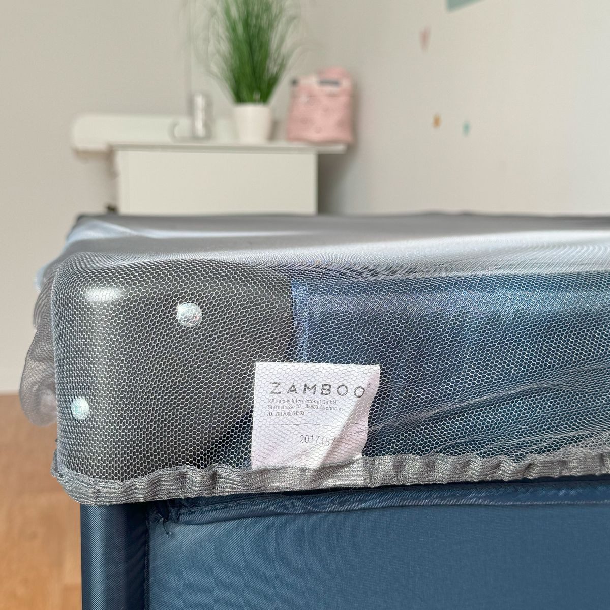 Zamboo Baby-Reisebett Universal - Grau, Insektenschutz / Mückennetz für Baby Reisebett Moskitonetz Babybetten