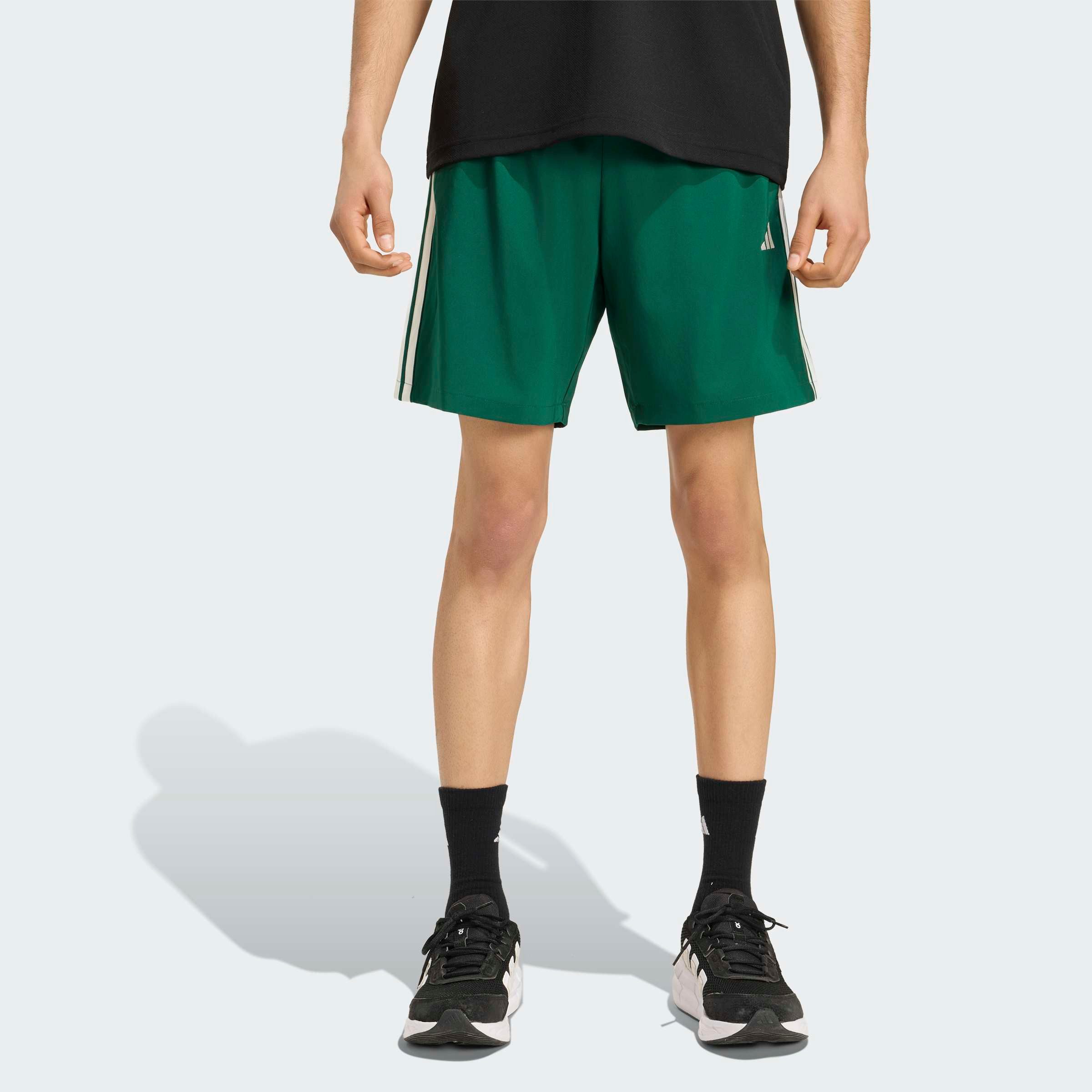 adidas Sportswear Shorts ESSENTIALS 3-STREIFEN CHELSEA LITE, GEWEBT