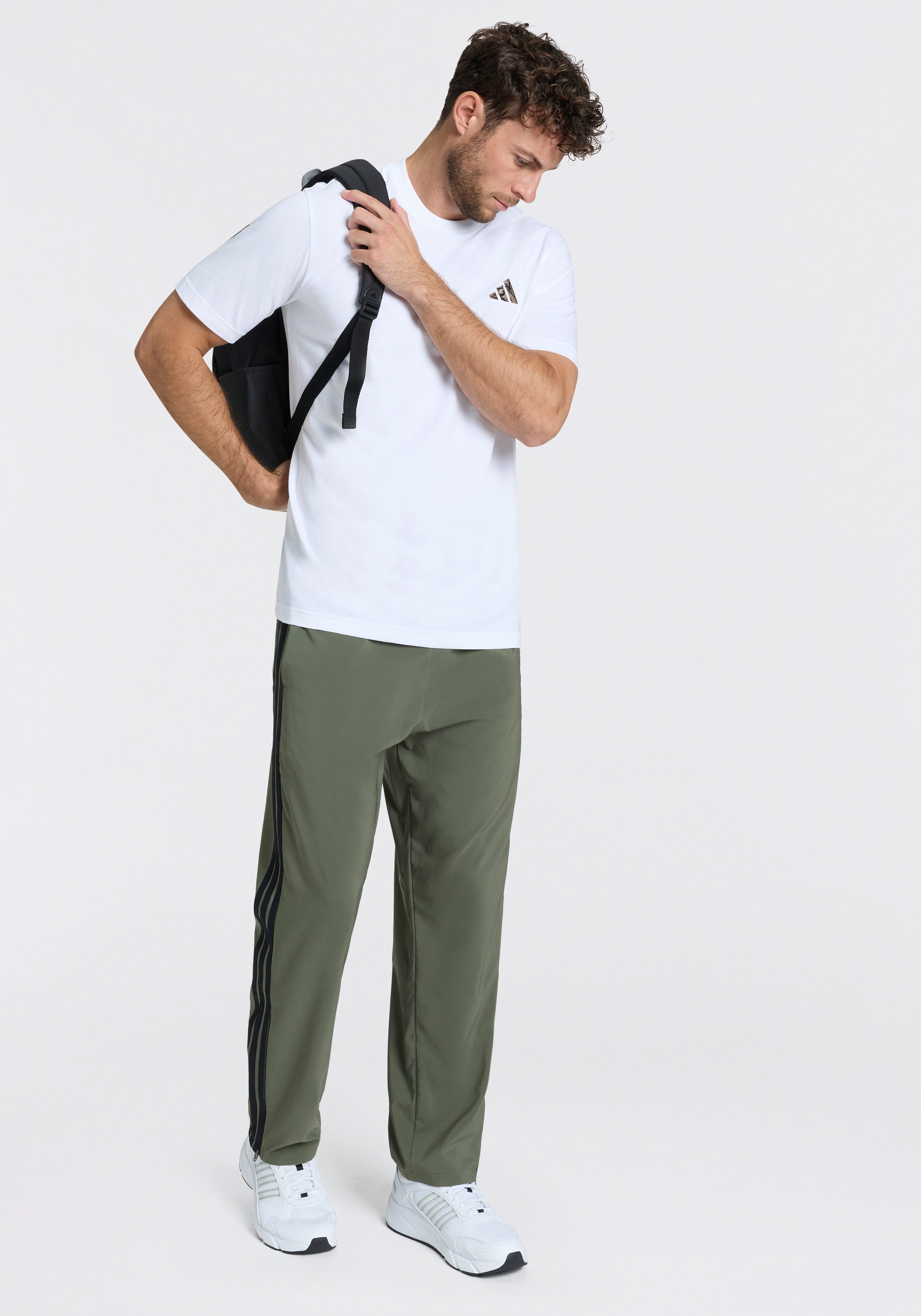Zum Outfit 10