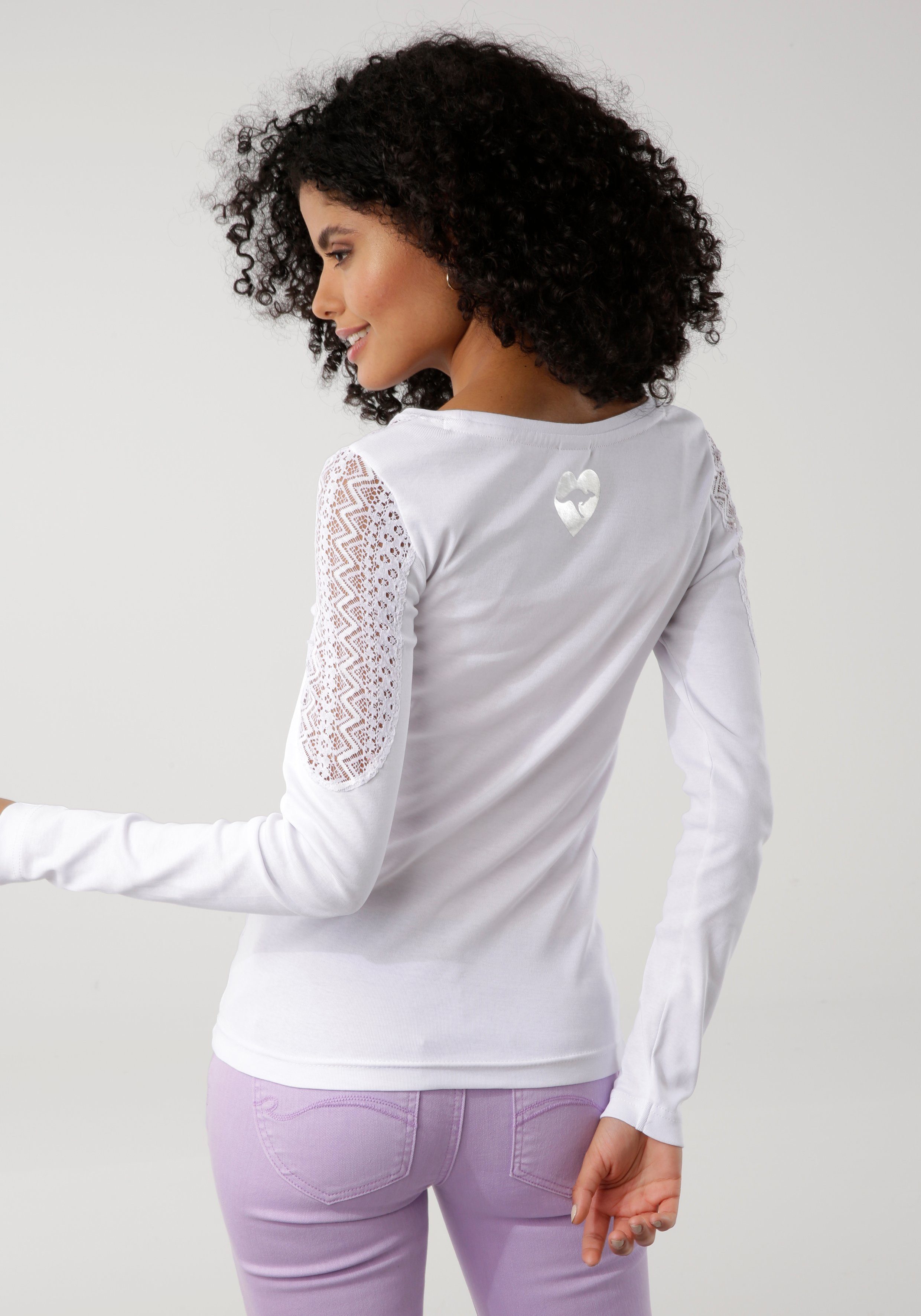 KangaROOS Langarmshirt Langarm, sehr figurbetonte Passform, aus Rippware