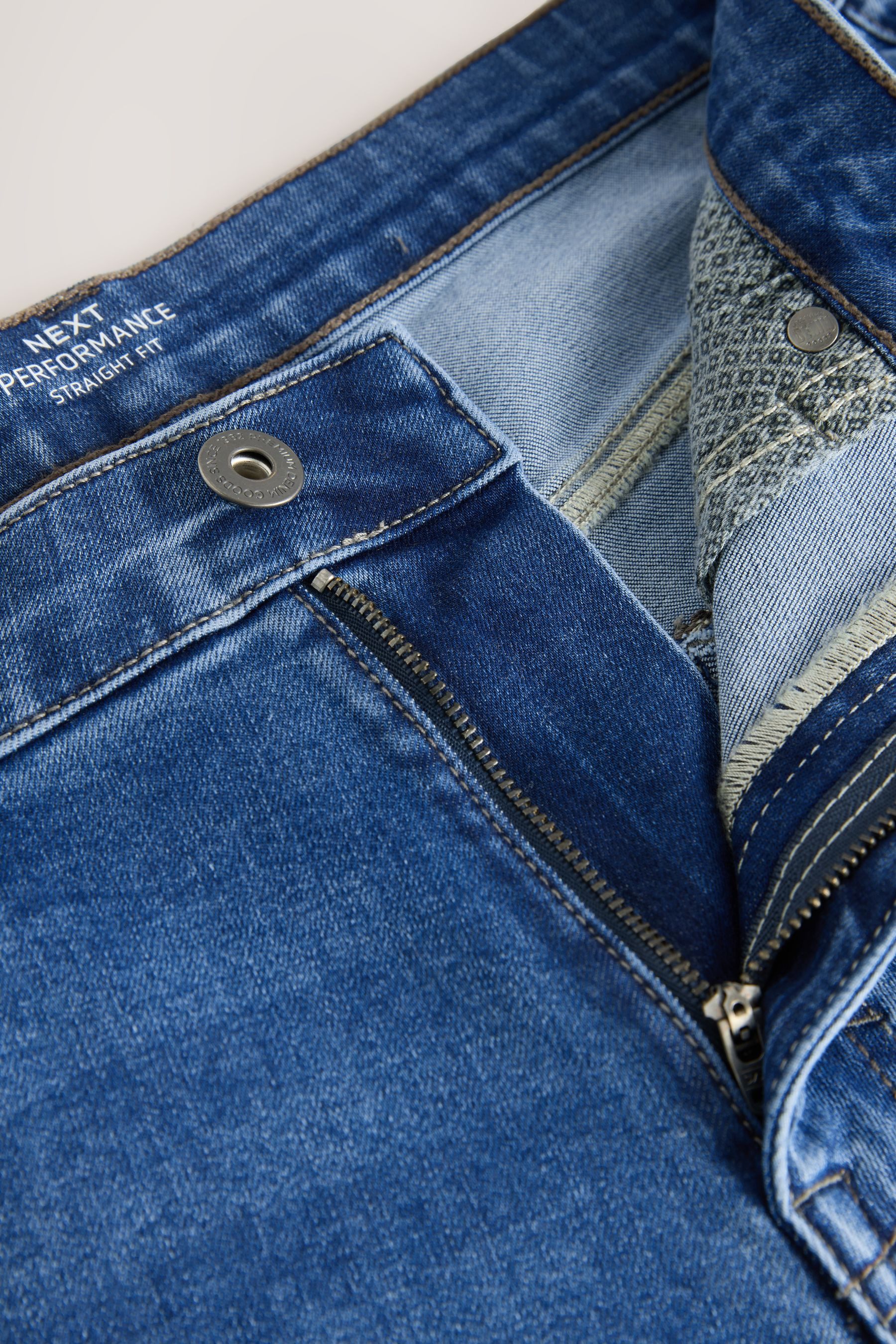 Next Straight-Jeans Straight Fit Motionflex Jeans (1-tlg)
