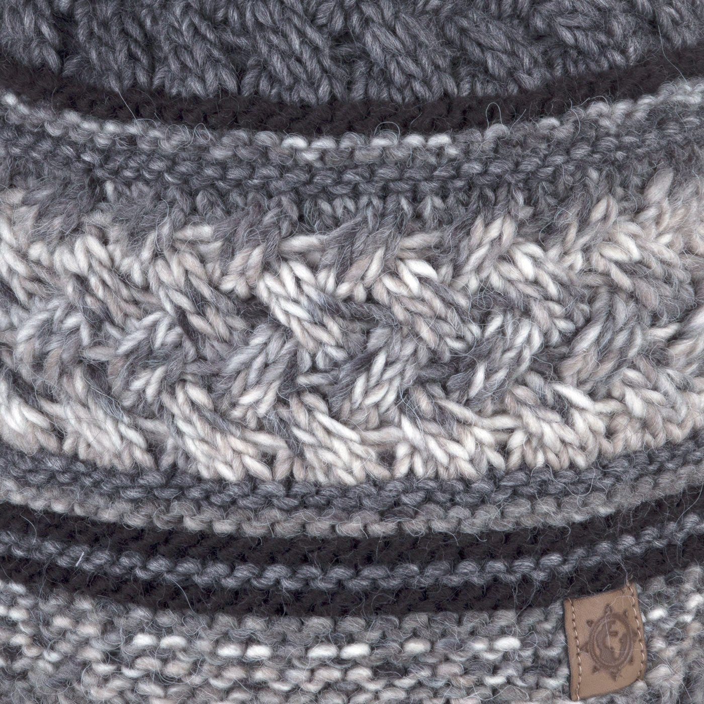compagno Bommelmütze (1-St) Bommelmütze Wintermütze Damen mehrfarbig Fleecefutter Beanie
