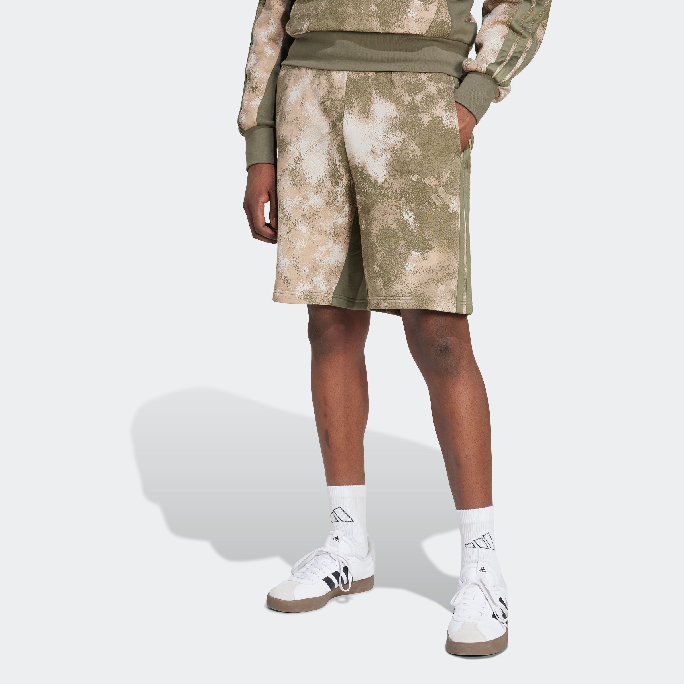 adidas Sportswear Shorts M SEA AOP günstig online kaufen